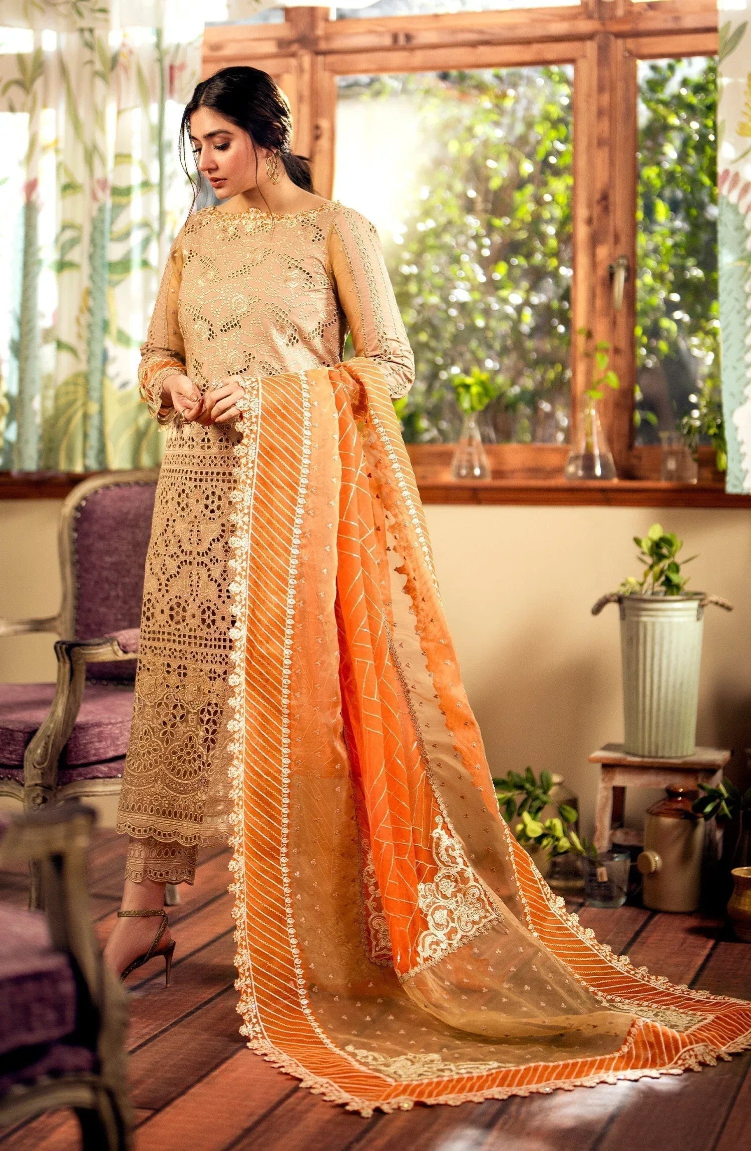 Maryum N Maria | Luxury Lawn 24 | Nora - Aqsa Fabrics