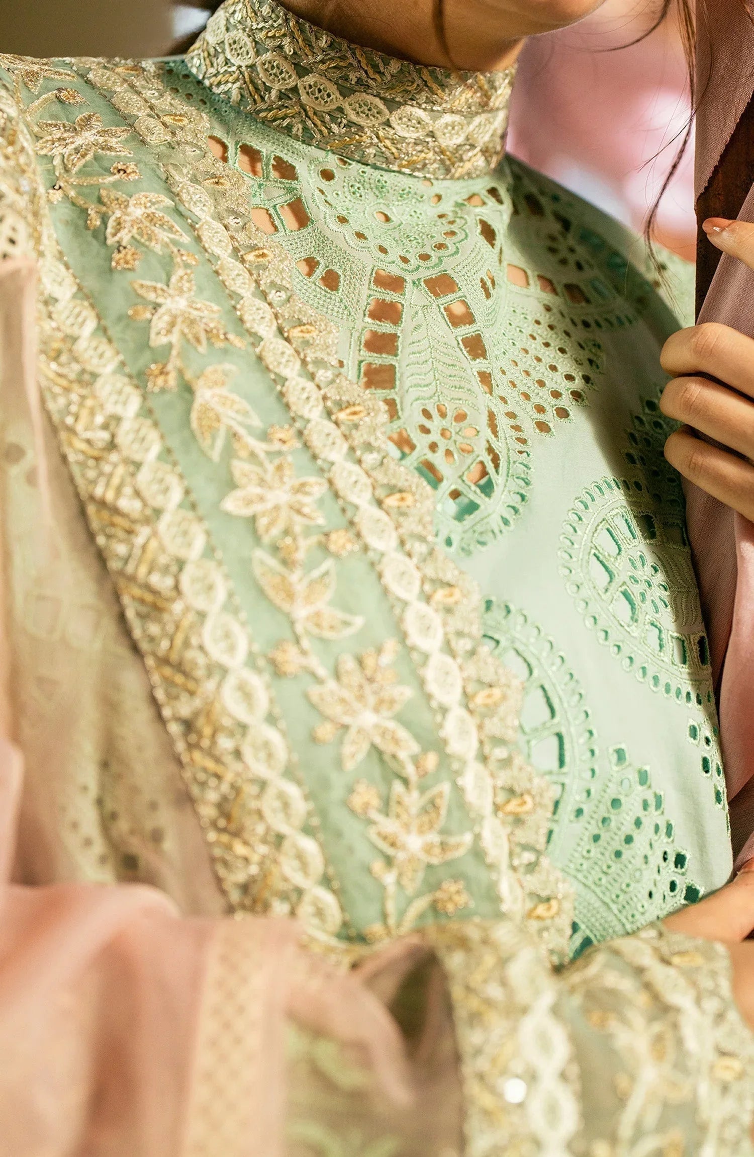 Maryum N Maria | Luxury Lawn 24 | Rawiya - Aqsa Fabrics