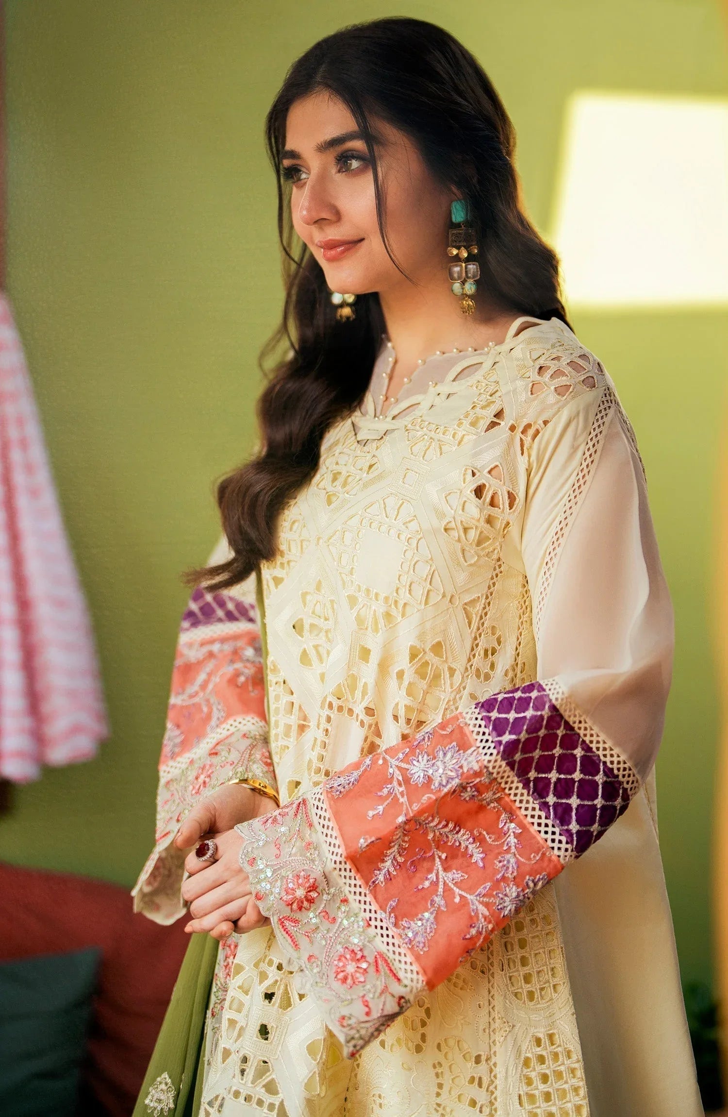 Maryum N Maria | Luxury Lawn 24 | Dina - Aqsa Fabrics