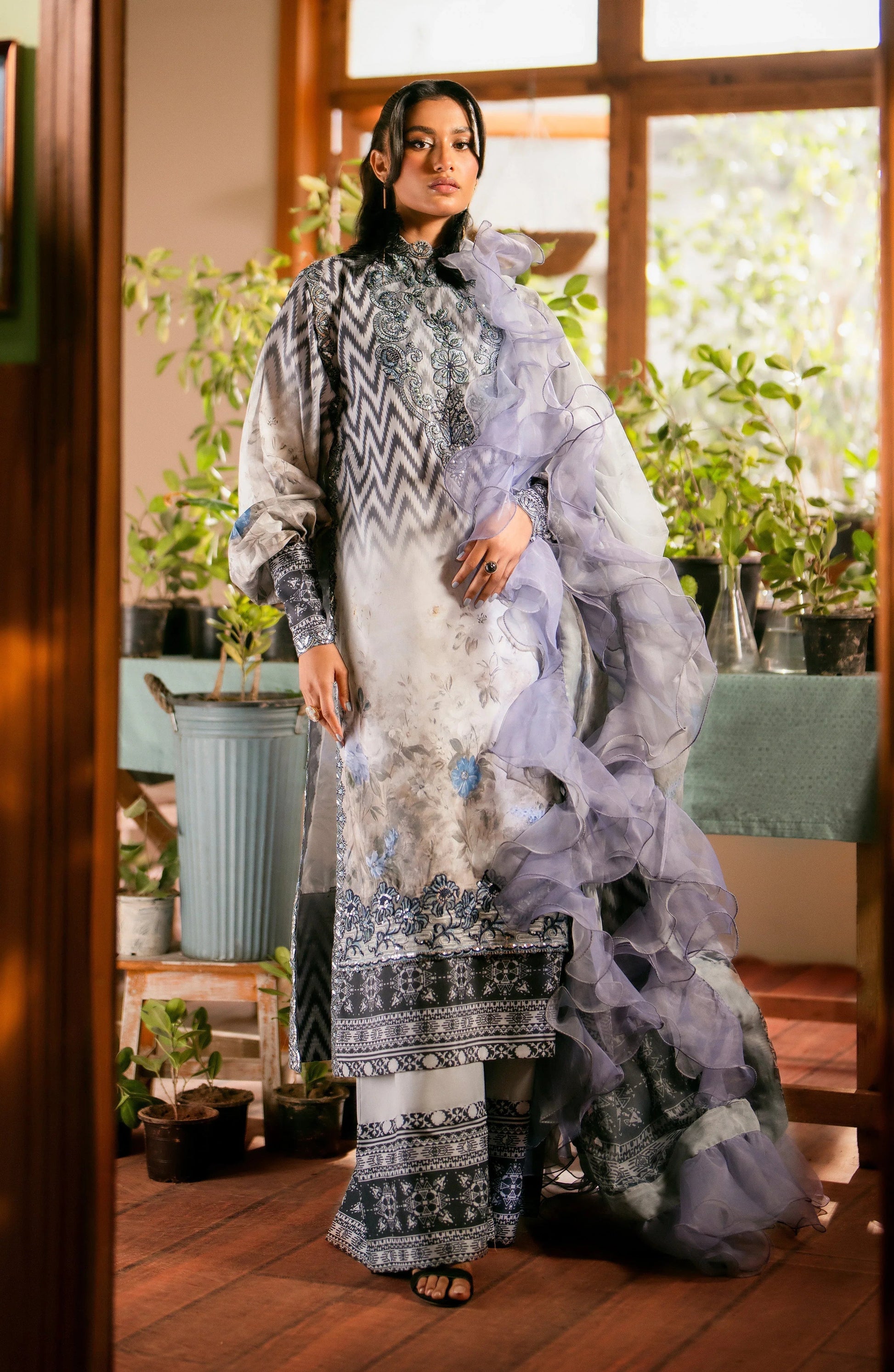 Maryum N Maria | Luxury Lawn 24 | Sara - Aqsa Fabrics