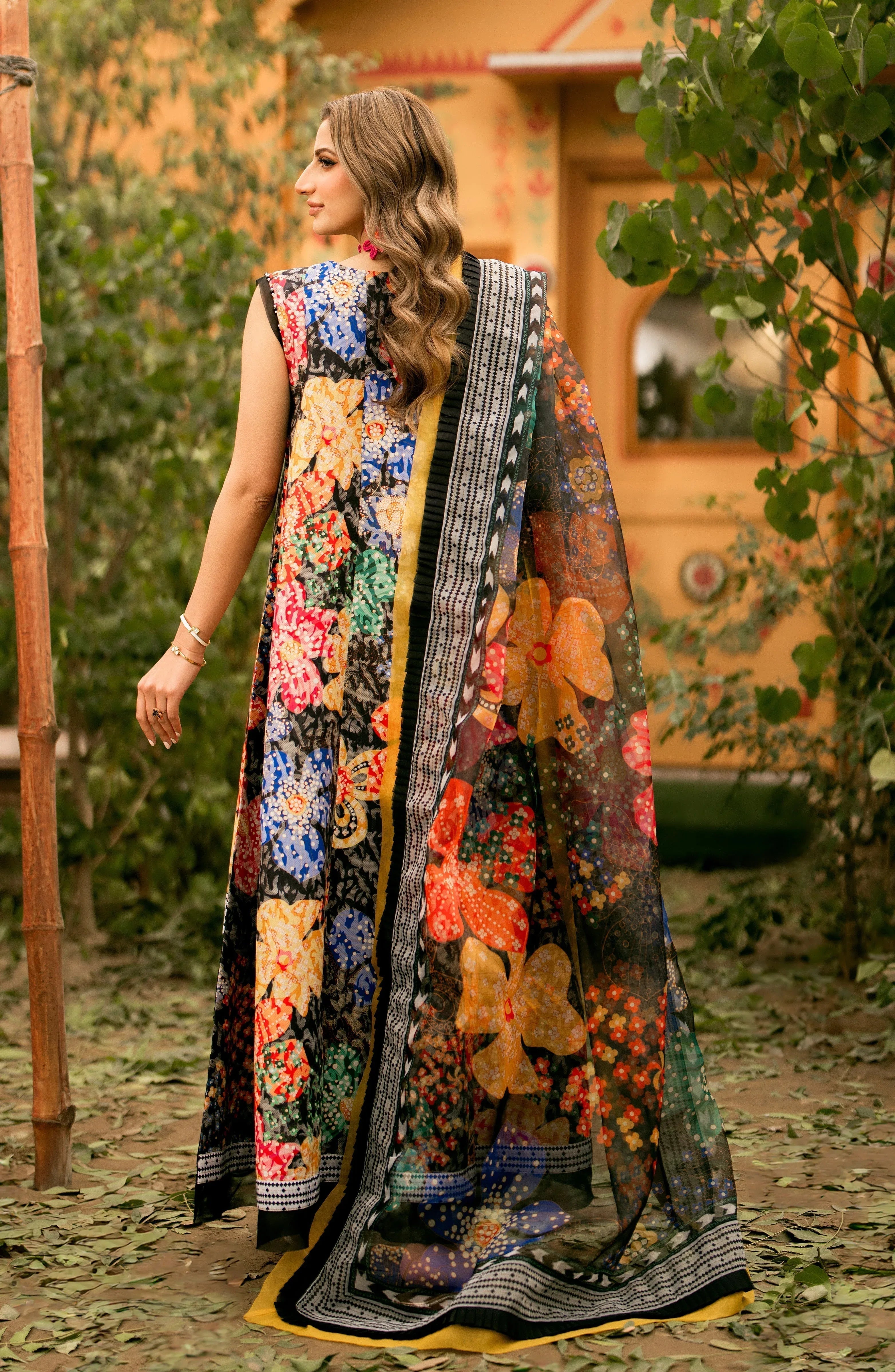 Maryum N Maria | Luxury Lawn 24 | Femi - Aqsa Fabrics