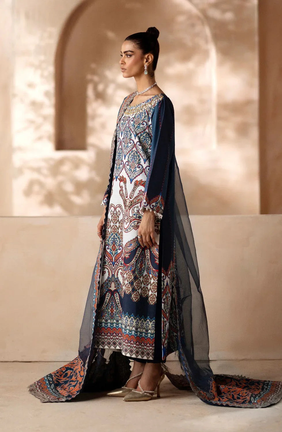 Maryum N Maria | Zeil Winter | CHARVI - MS40098 - Aqsa Fabrics