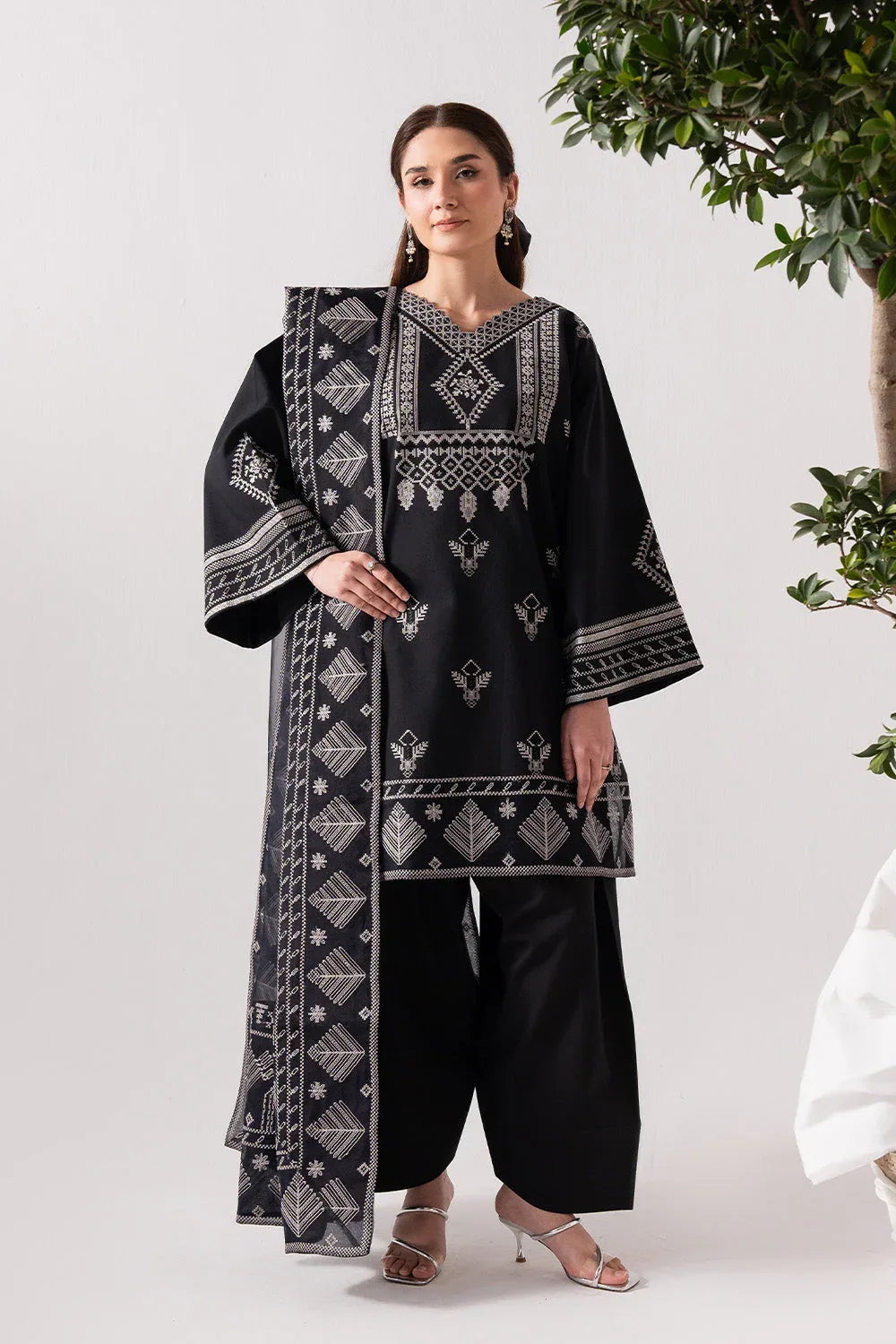 Maryum N Maria | Zuhur 25 | KAIROS - Aqsa Fabrics