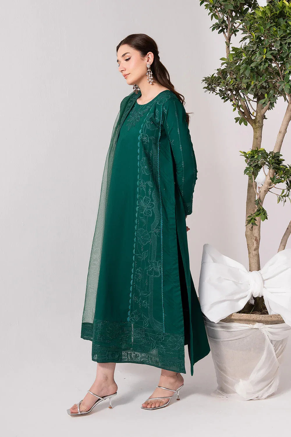 Maryum N Maria | Zuhur 25 | ZURI - Aqsa Fabrics