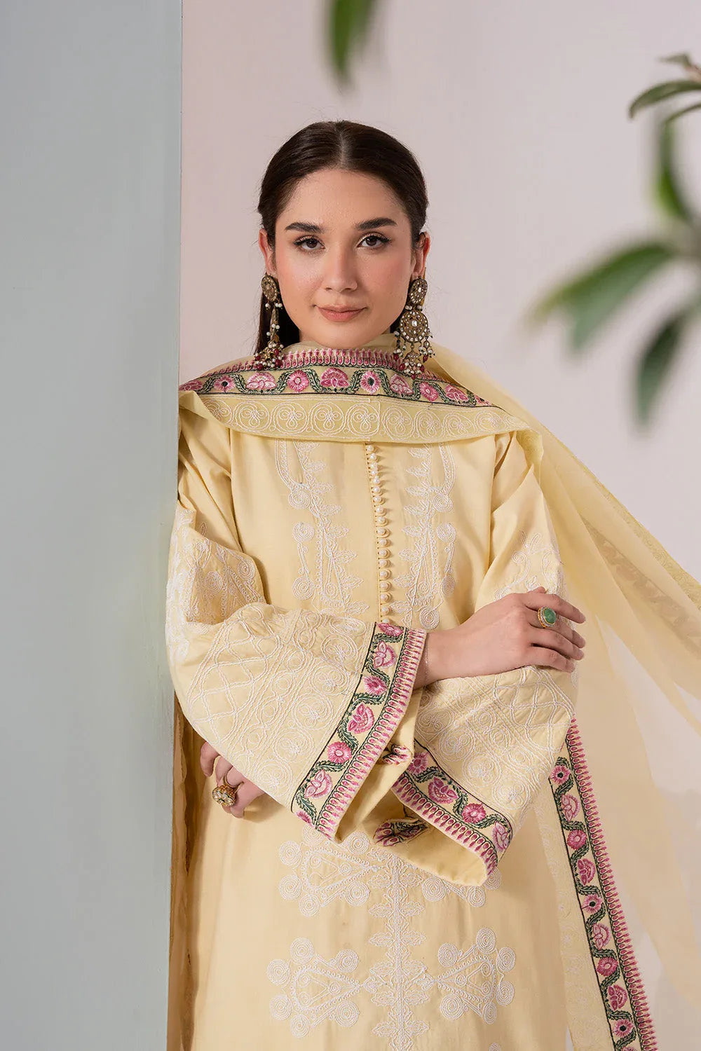Maryum N Maria | Zuhur 25 | ELLA - Aqsa Fabrics