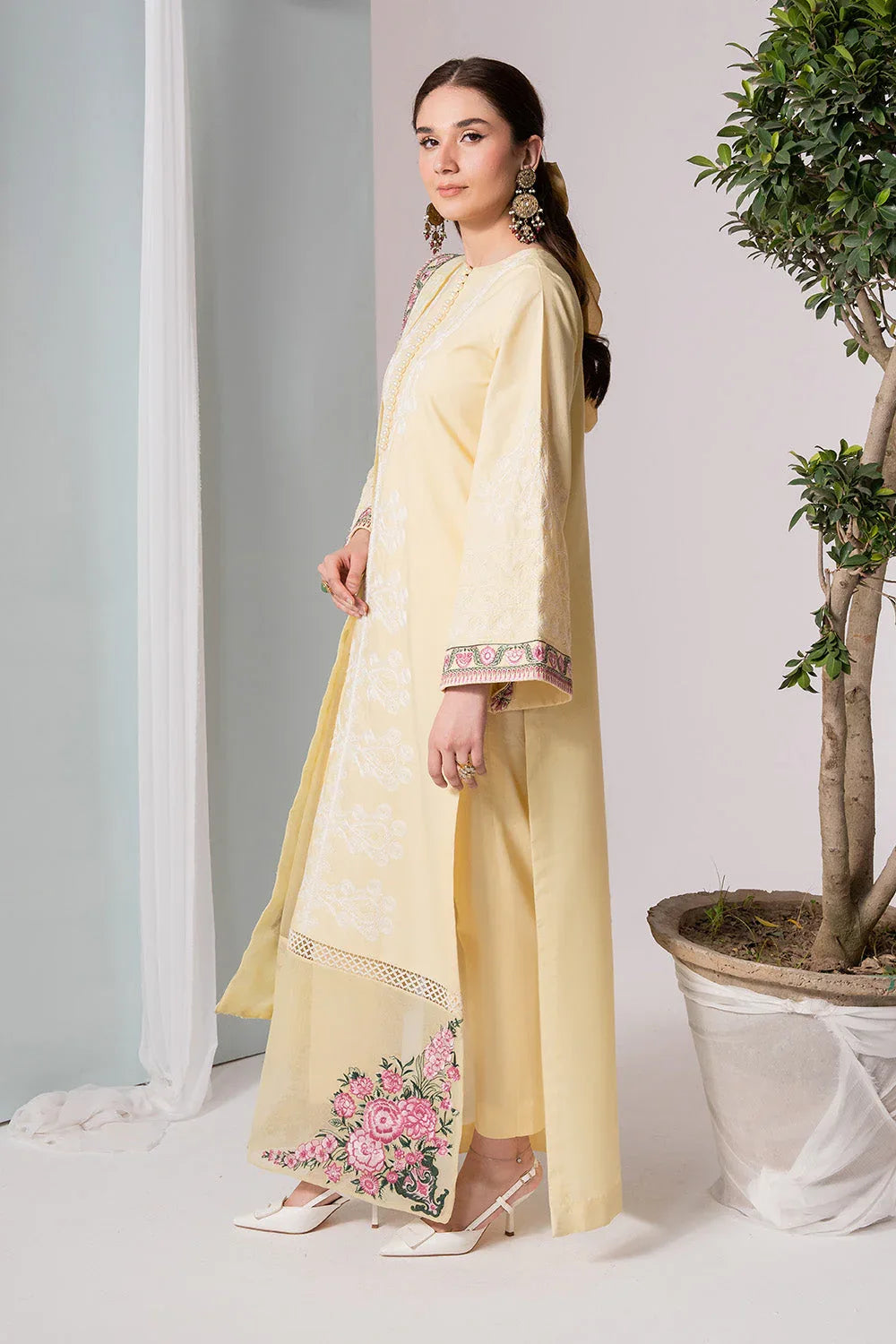 Maryum N Maria | Zuhur 25 | ELLA - Aqsa Fabrics