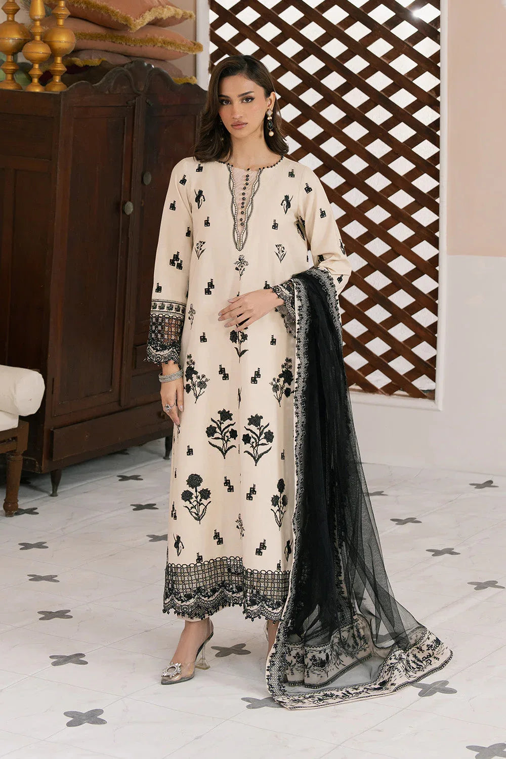 Maryum N Maria | Eid Luxury Lawn 25 | ATEFEH - MS50157 - Aqsa Fabrics
