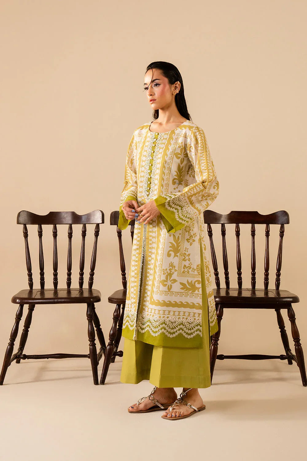 Maryum N Maria | Floren Lawn | ILLIANA - Aqsa Fabrics