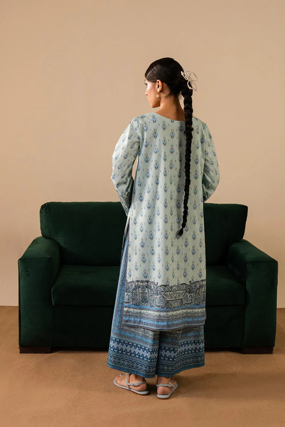 Maryum N Maria | Floren Lawn | ALORA - Aqsa Fabrics