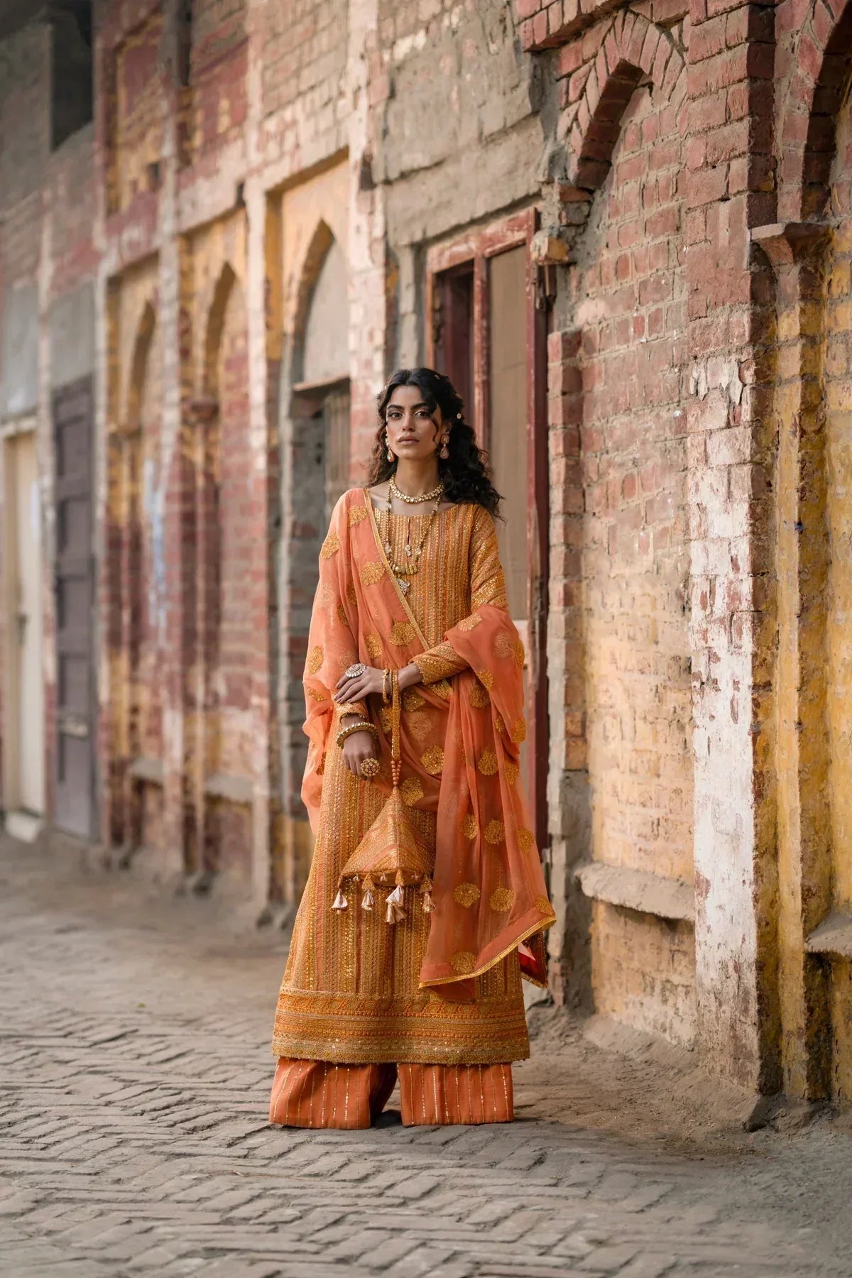 Erum Khan | Mannat Formals | Shamma - Aqsa Fabrics