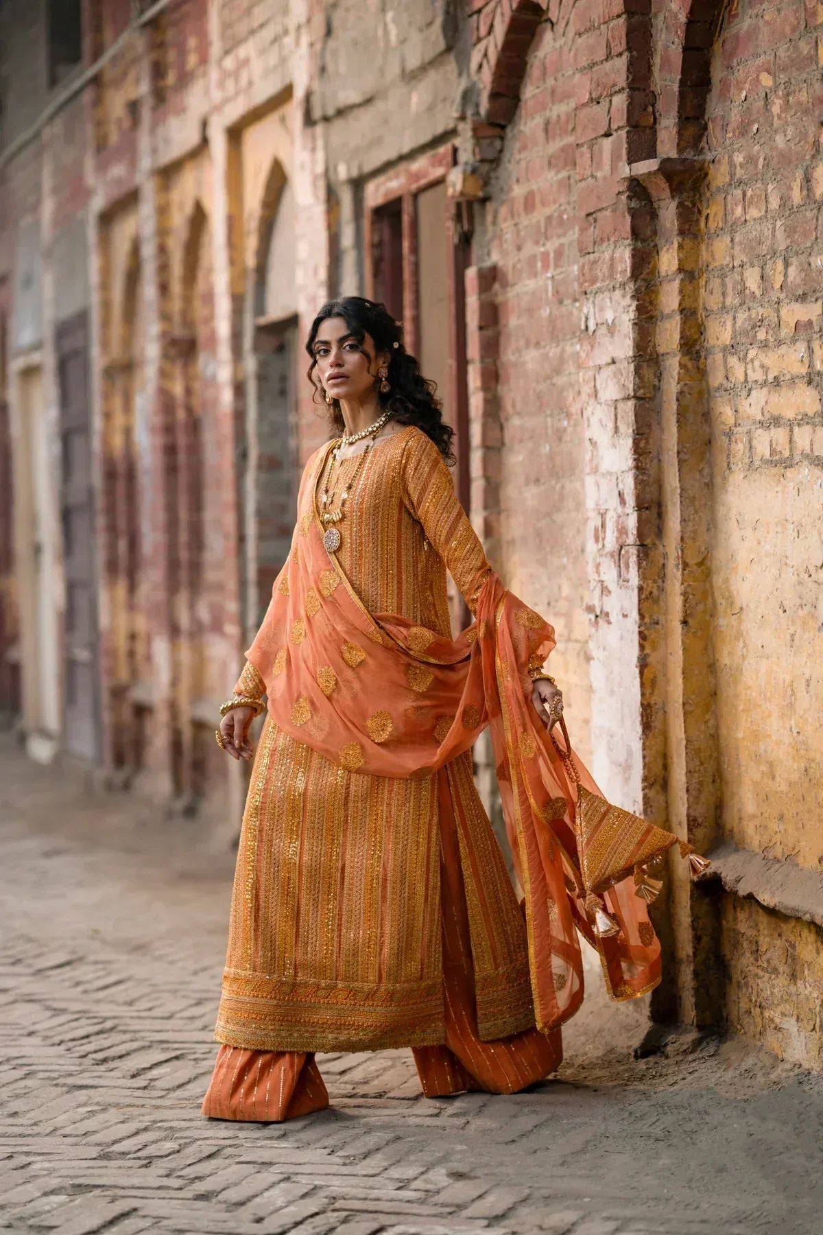 Erum Khan | Mannat Formals | Shamma - Aqsa Fabrics