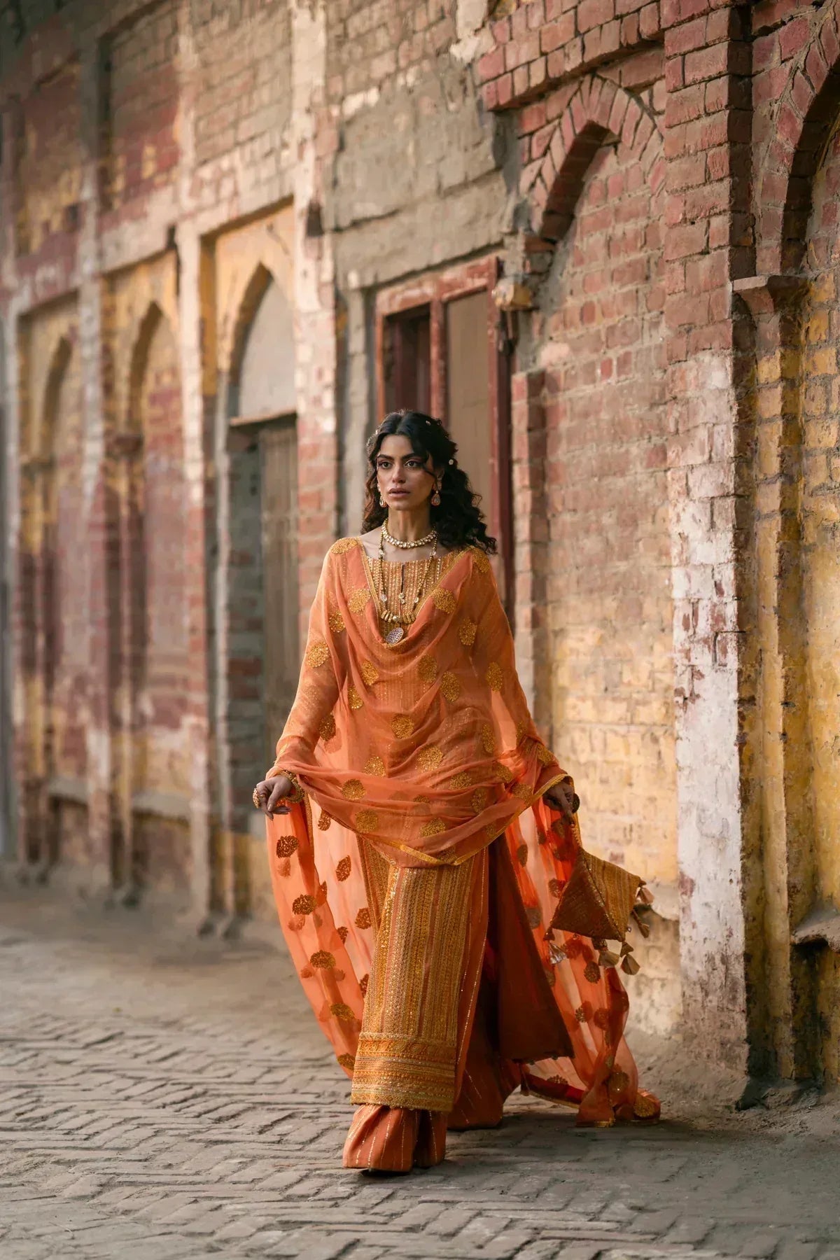 Erum Khan | Mannat Formals | Shamma - Aqsa Fabrics