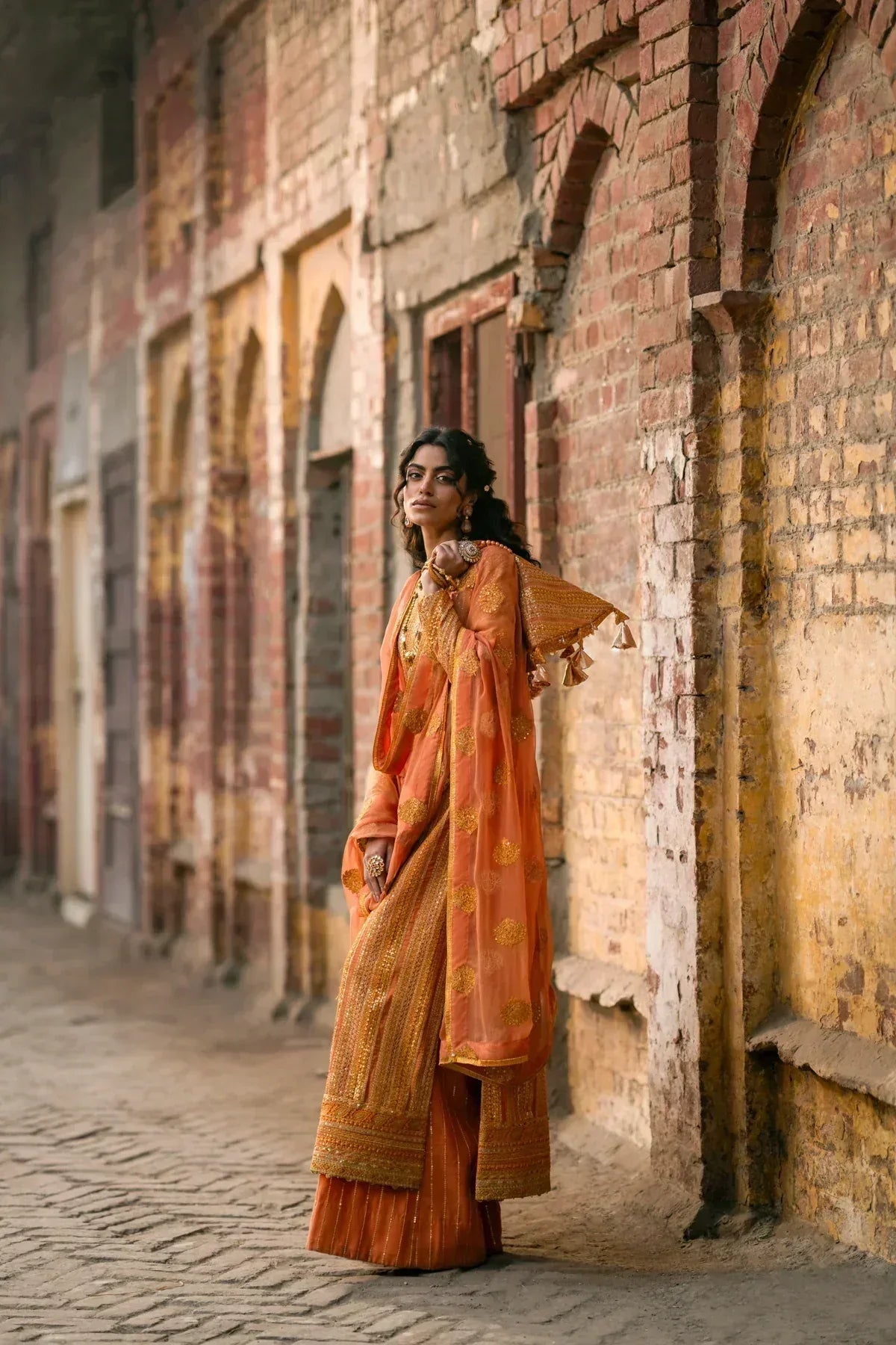 Erum Khan | Mannat Formals | Shamma - Aqsa Fabrics