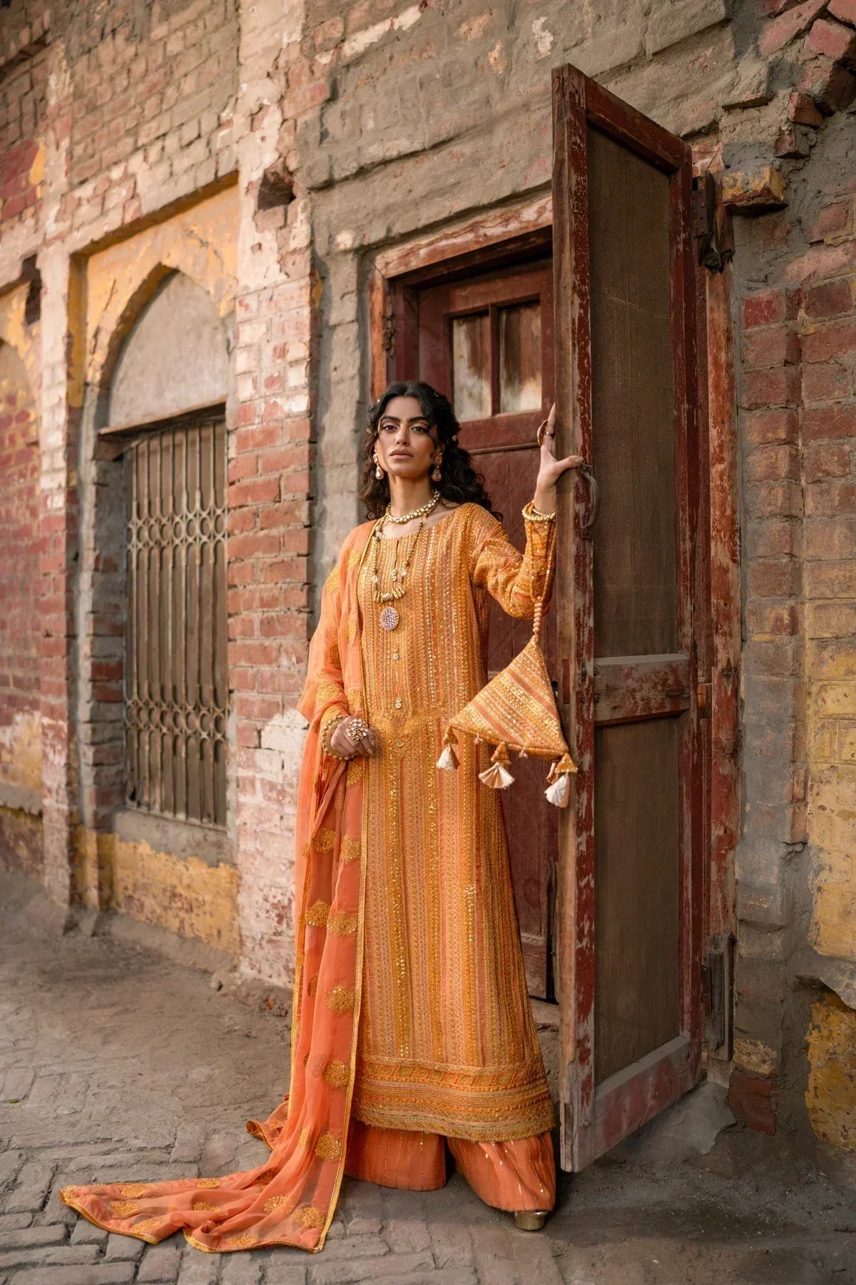 Erum Khan | Mannat Formals | Shamma - Aqsa Fabrics