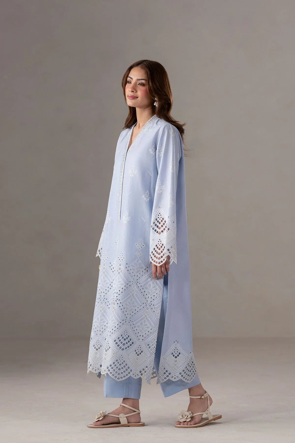 Akbar Aslam | Pret Lawn | Misty - Aqsa Fabrics