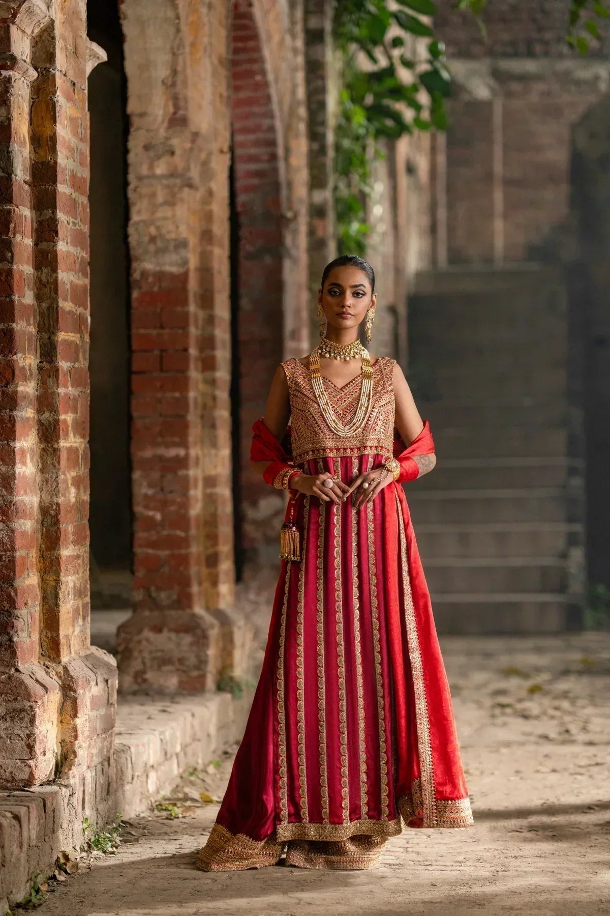 Erum Khan | Mannat Formals | Sohni - Aqsa Fabrics