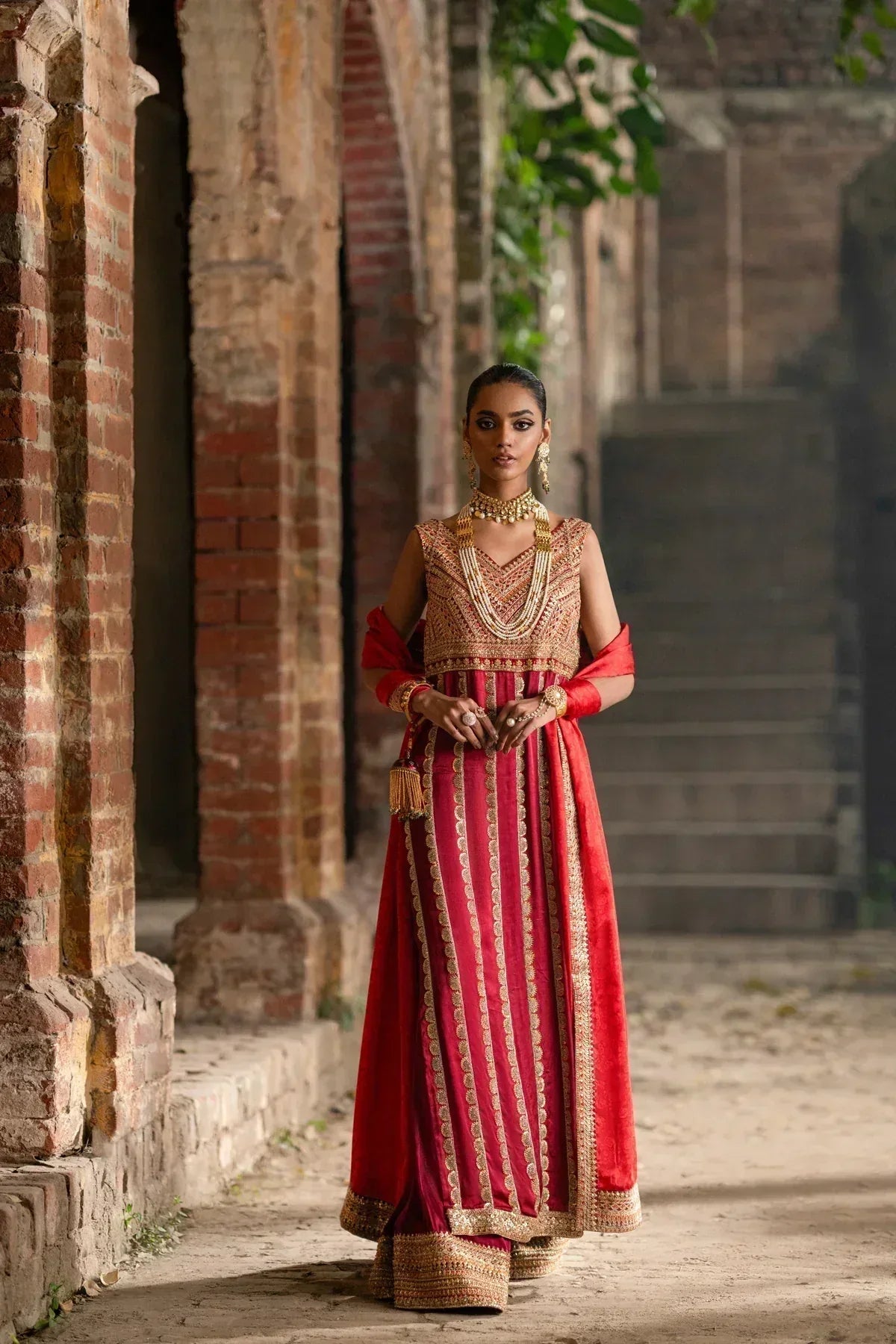 Erum Khan | Mannat Formals | Sohni - Aqsa Fabrics