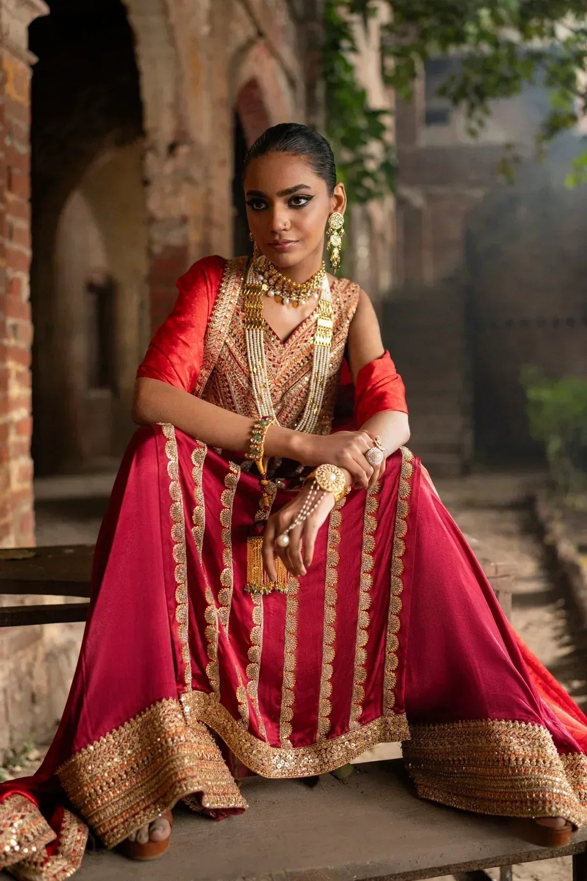 Erum Khan | Mannat Formals | Sohni - Aqsa Fabrics