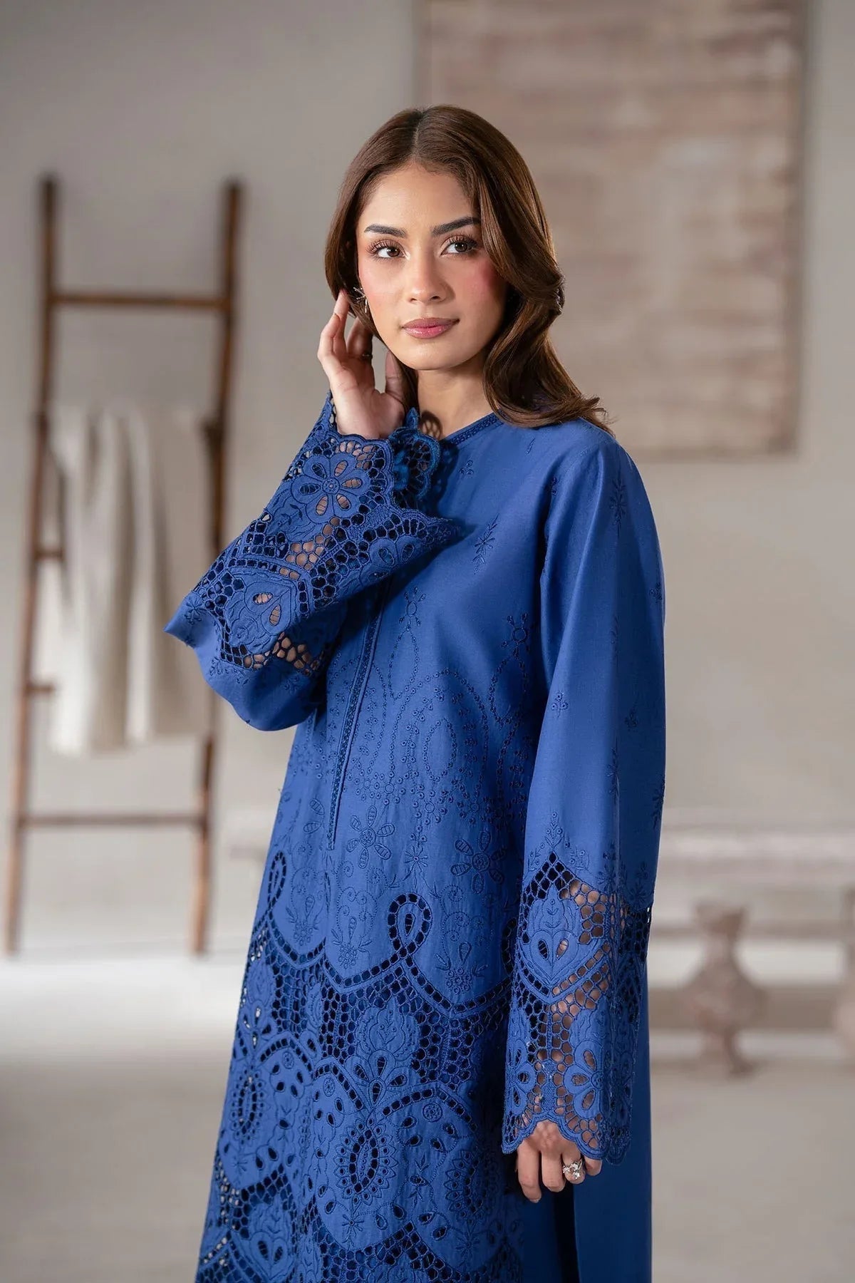 Akbar Aslam | Pret Lawn | Vanta - Aqsa Fabrics