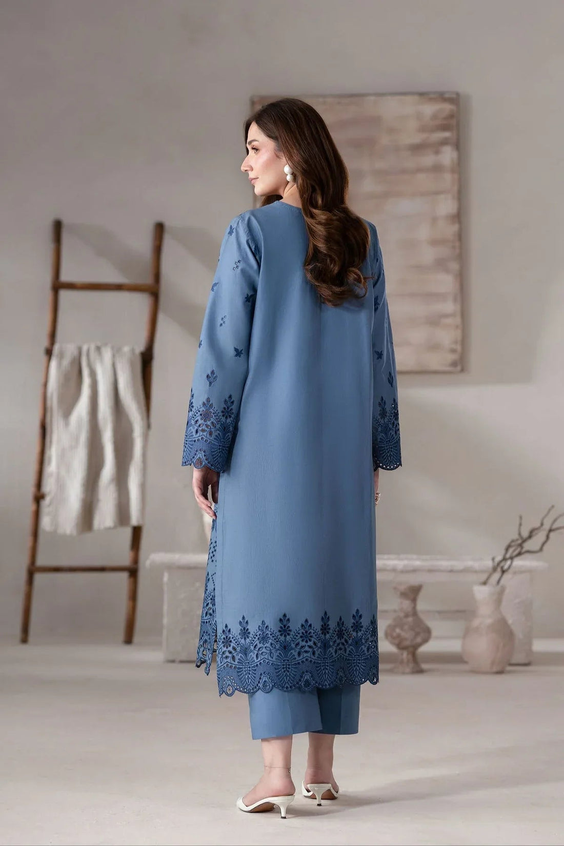 Akbar Aslam | Pret Lawn | Aven - Aqsa Fabrics