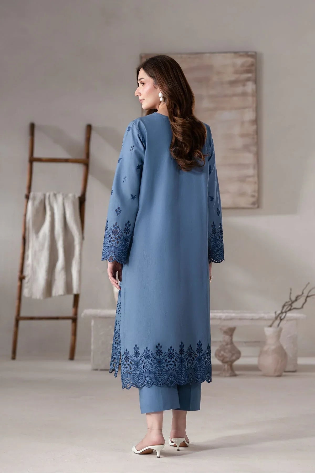 Akbar Aslam | Pret Lawn | Aven - Aqsa Fabrics