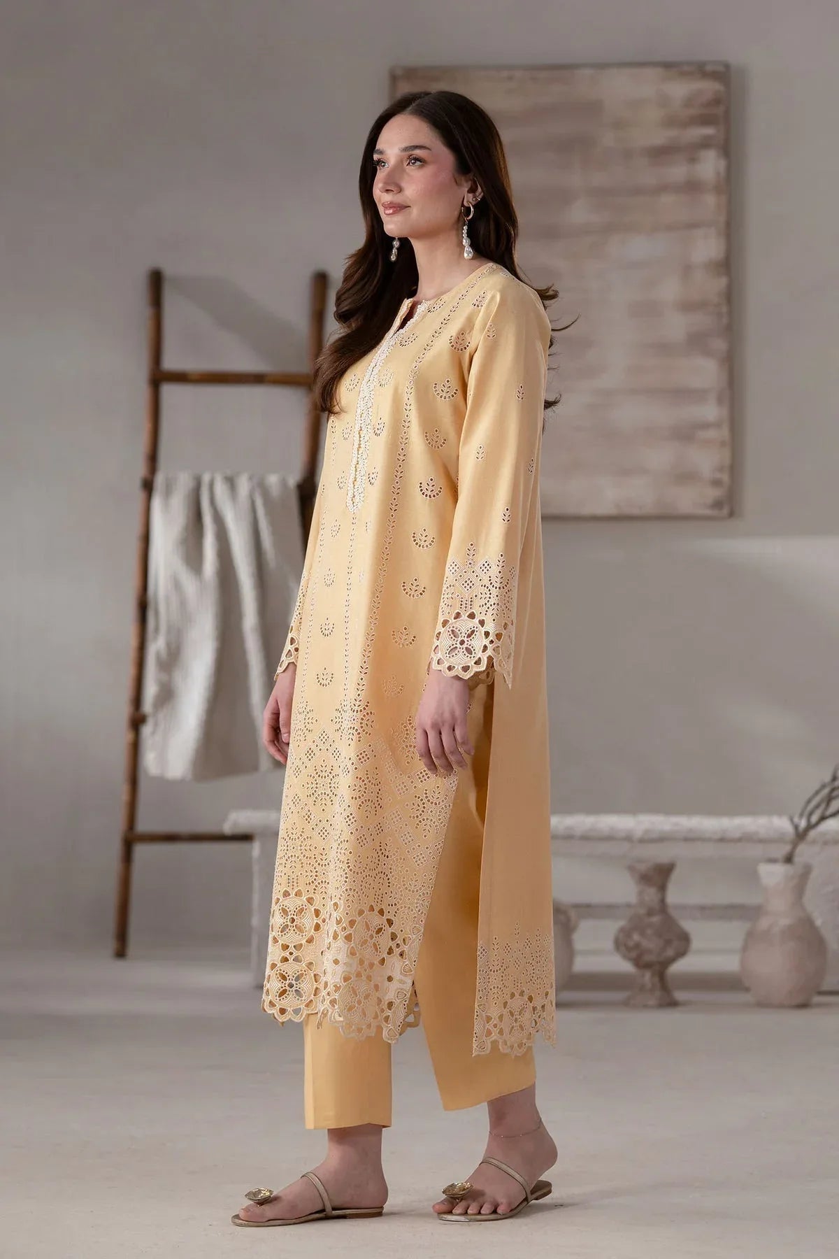 Akbar Aslam | Pret Lawn | Olen - Aqsa Fabrics