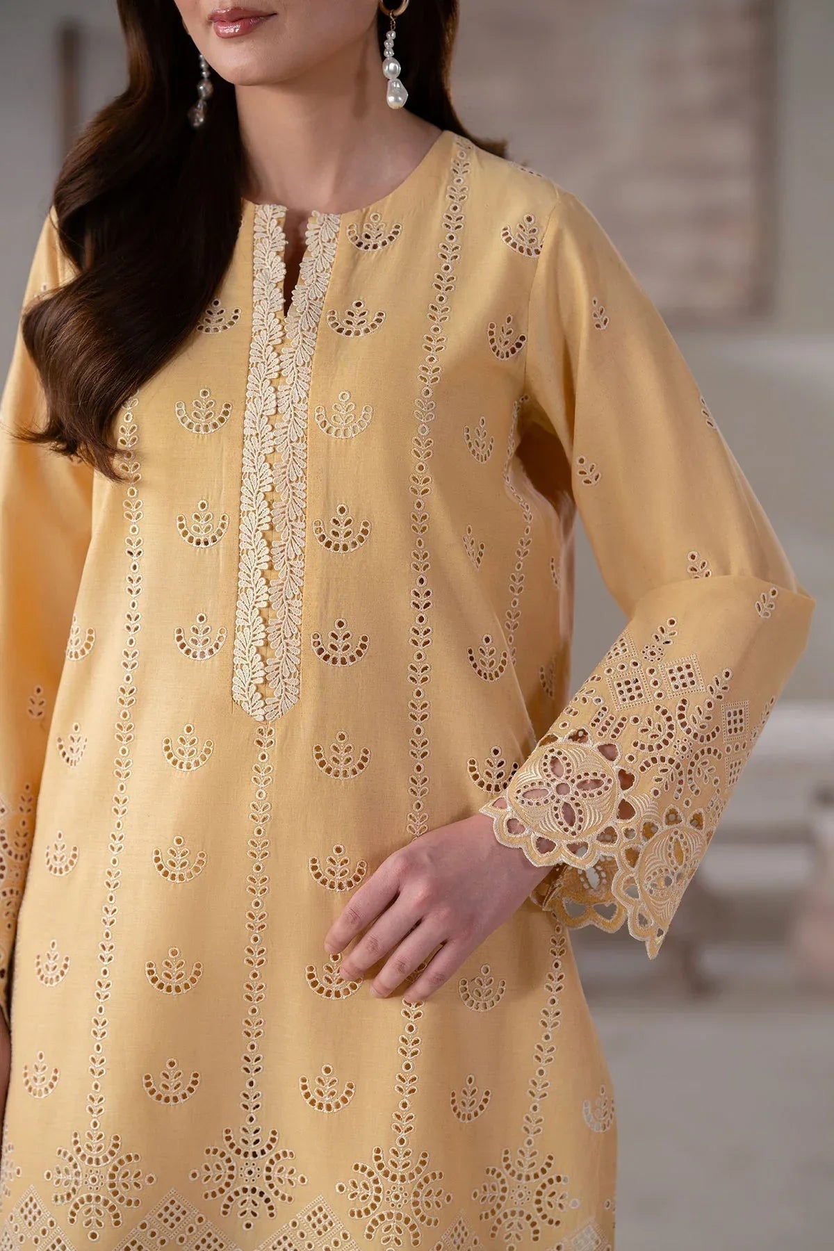Akbar Aslam | Pret Lawn | Olen - Aqsa Fabrics