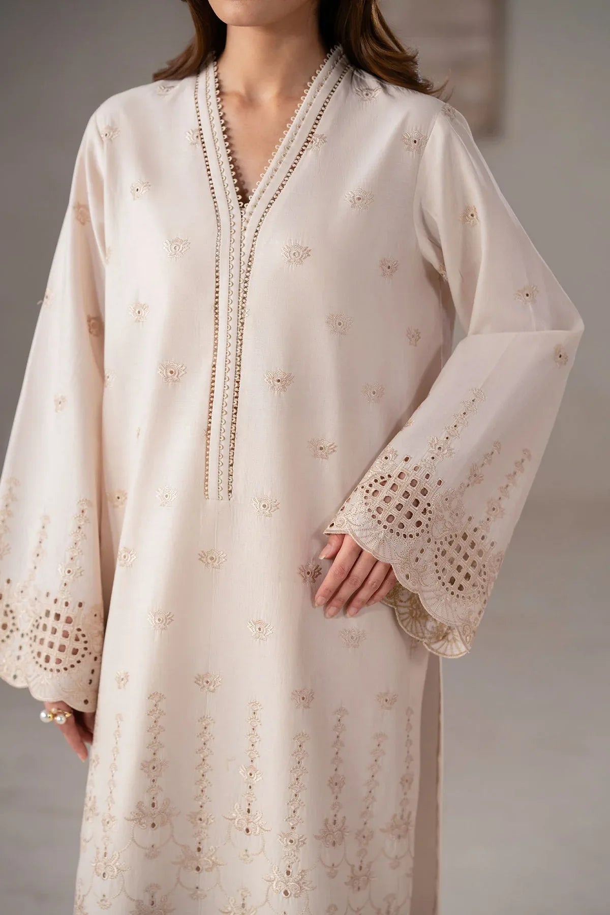 Akbar Aslam | Pret Lawn | Ivra - Aqsa Fabrics