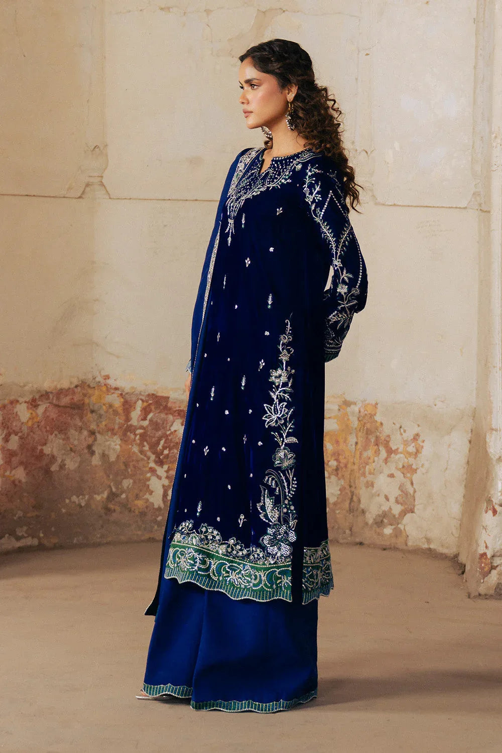 Maryum N Maria | Gulshan e Makhmal | OCÉANE - MSS5607 - Aqsa Fabrics