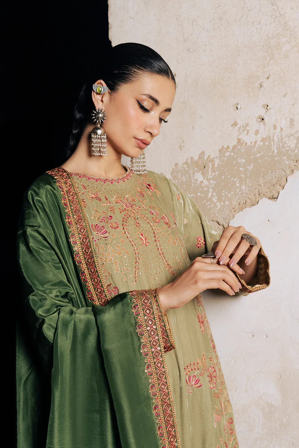 Maryum N Maria | Gulshan e Makhmal | SÉRAPHIN - MSS5614 - Aqsa Fabrics