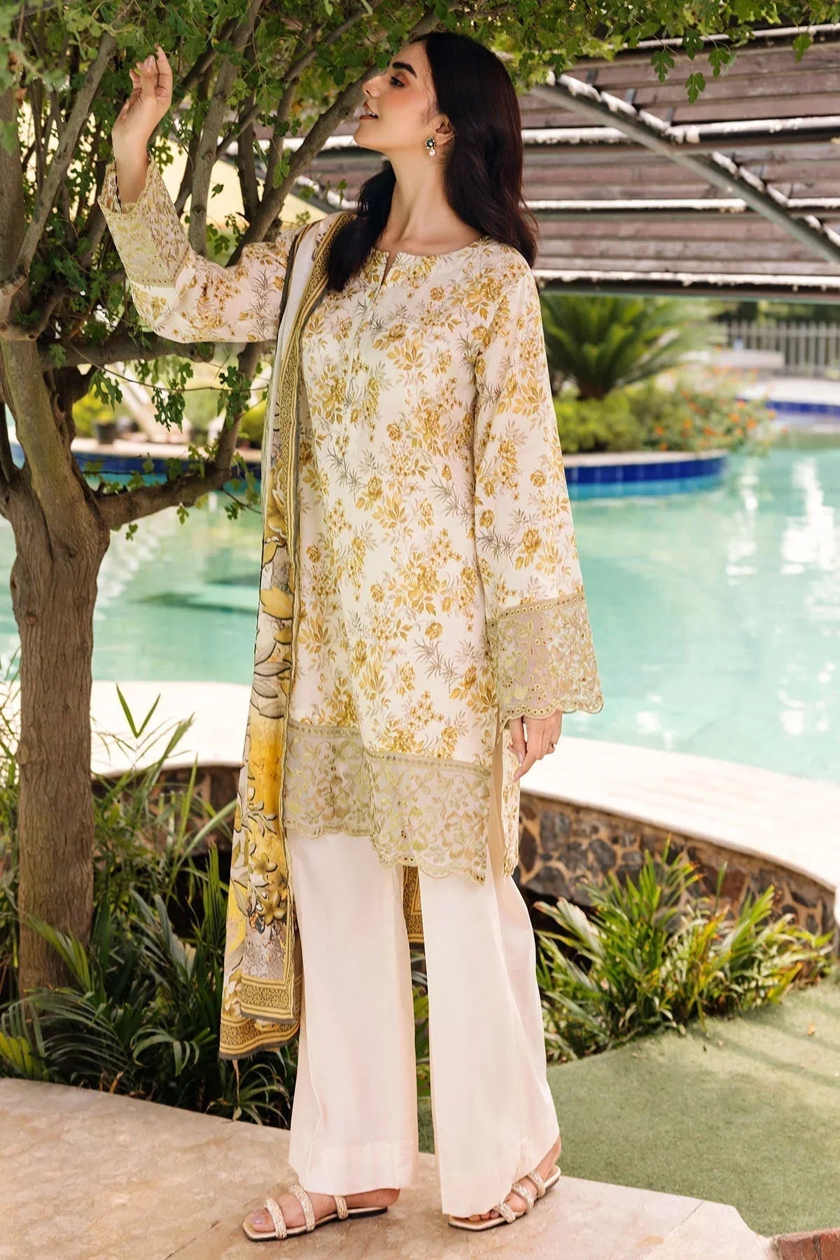 Motifz | Umang Lawn | 4898-SOFIA - Aqsa Fabrics