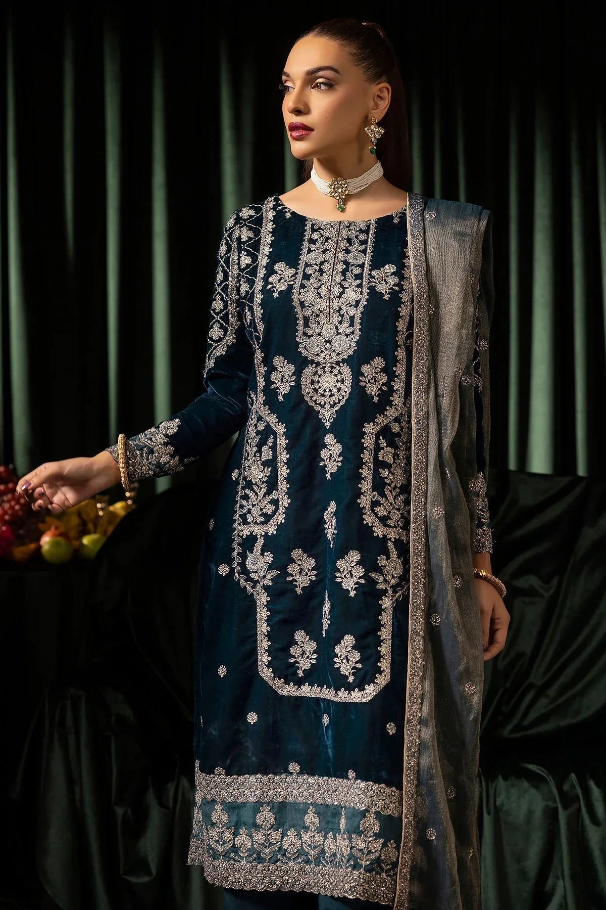 Motifz | Velvet Formals | 5093-DANEEN - Aqsa Fabrics