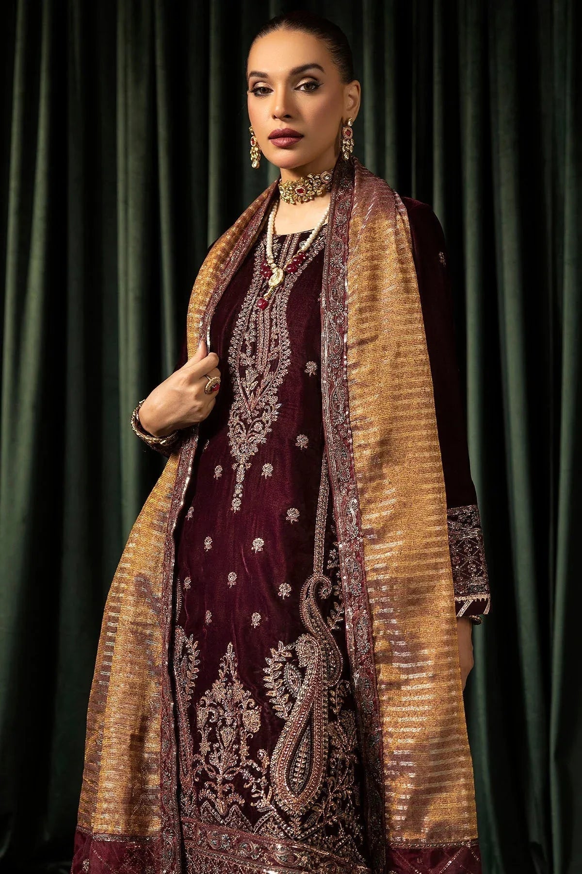 Motifz | Velvet Formals | 5096-DAISHA - Aqsa Fabrics