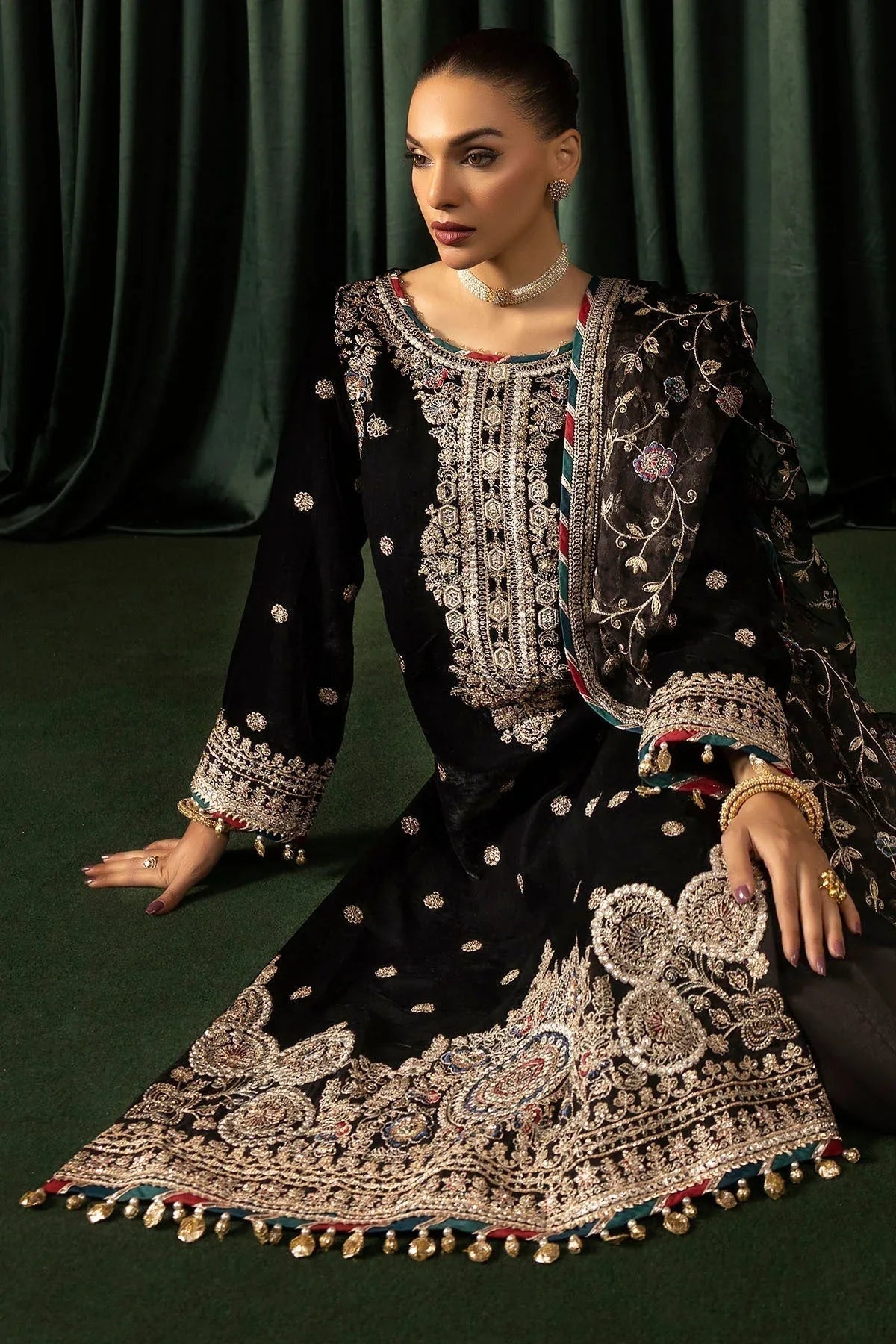 Motifz | Velvet Formals | 5098-FARZEEN - Aqsa Fabrics