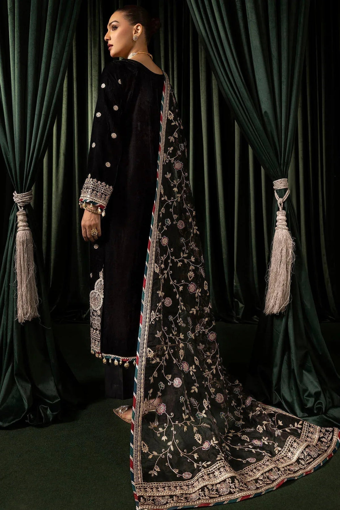 Motifz | Velvet Formals | 5098-FARZEEN - Aqsa Fabrics