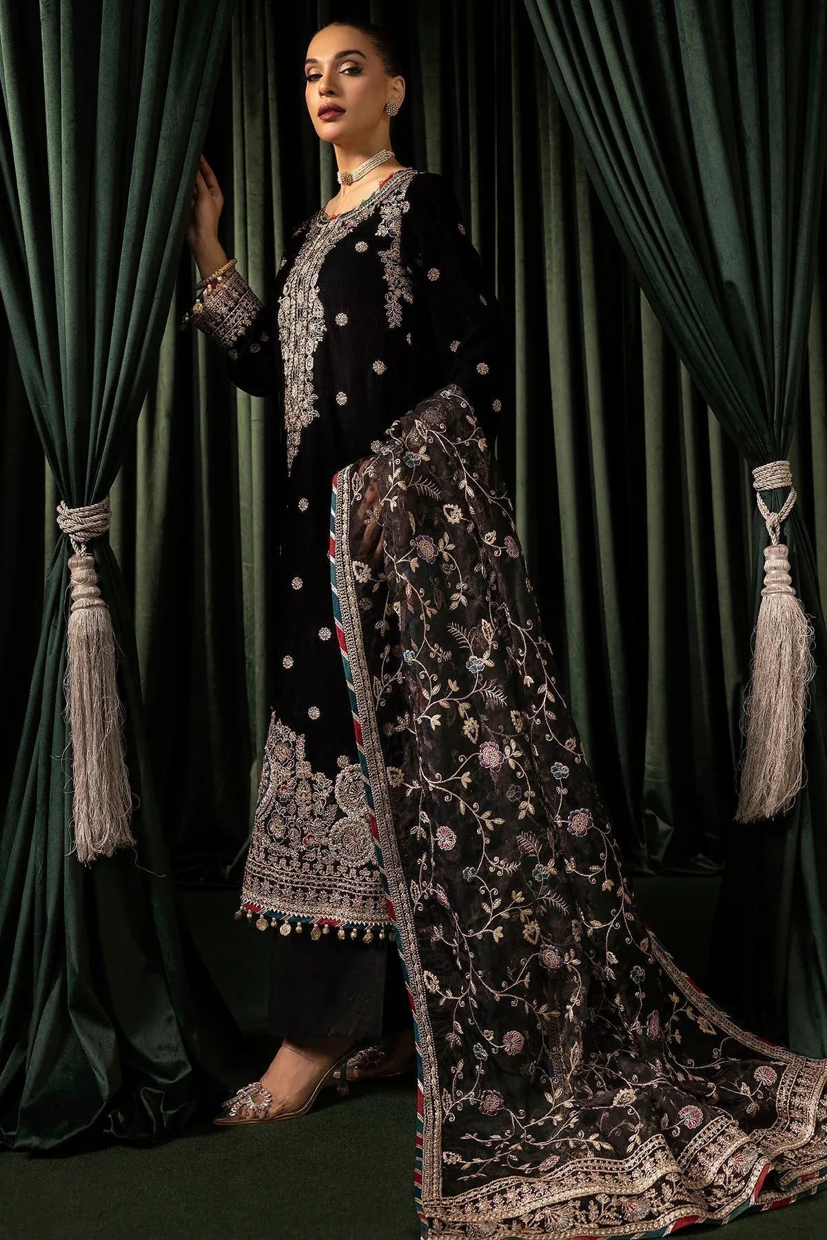 Motifz | Velvet Formals | 5098-FARZEEN - Aqsa Fabrics
