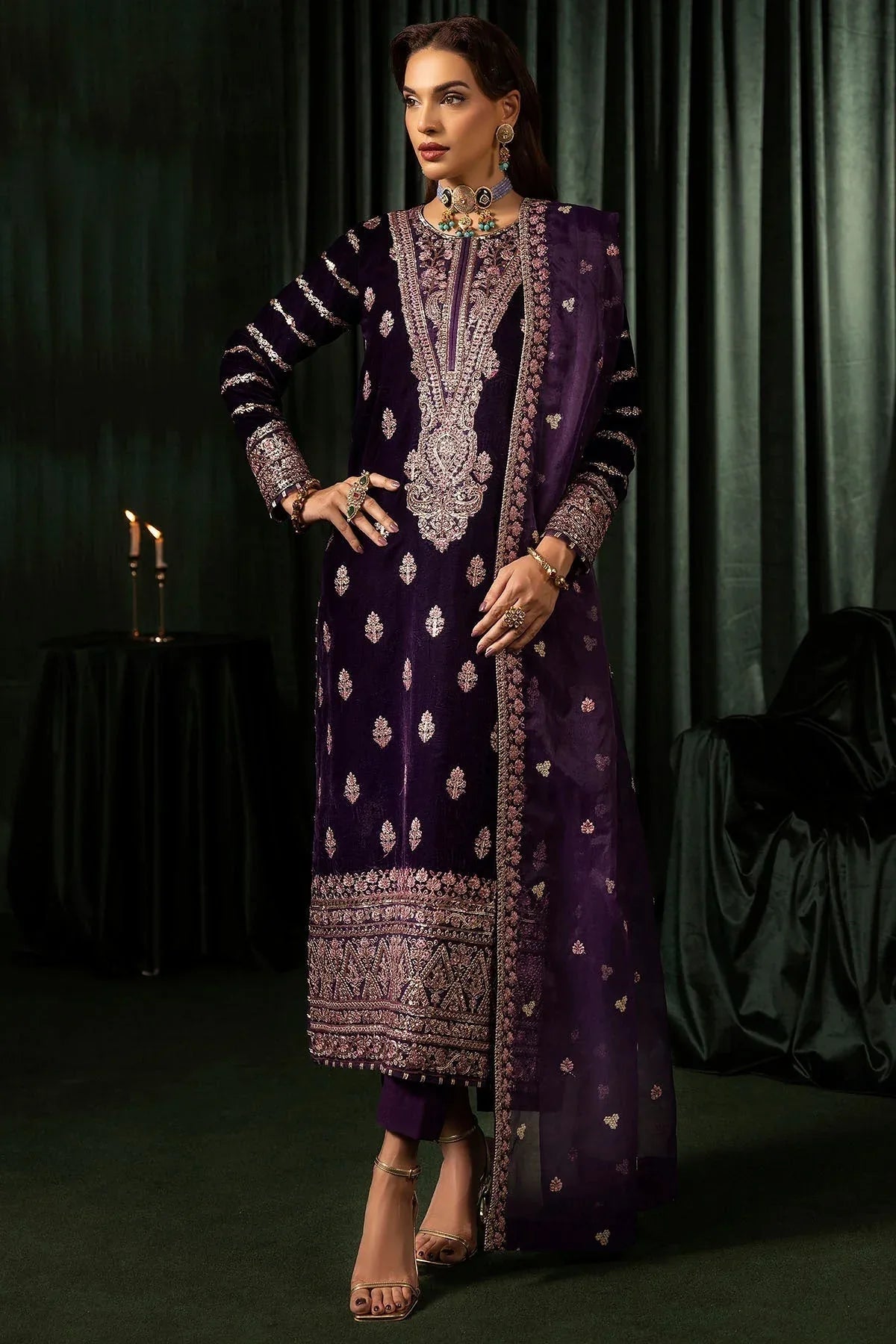 Motifz | Velvet Formals | 5100-IRHA - Aqsa Fabrics