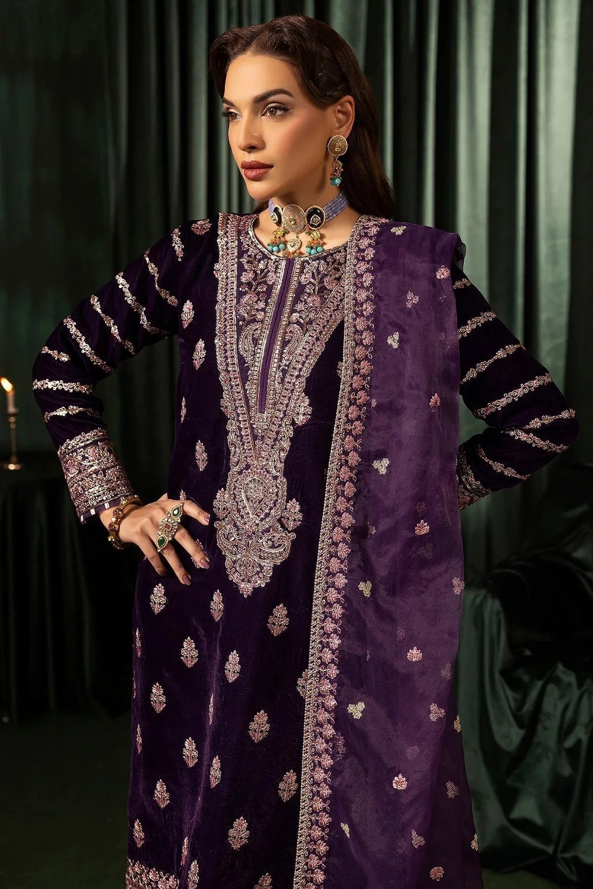 Motifz | Velvet Formals | 5100-IRHA - Aqsa Fabrics