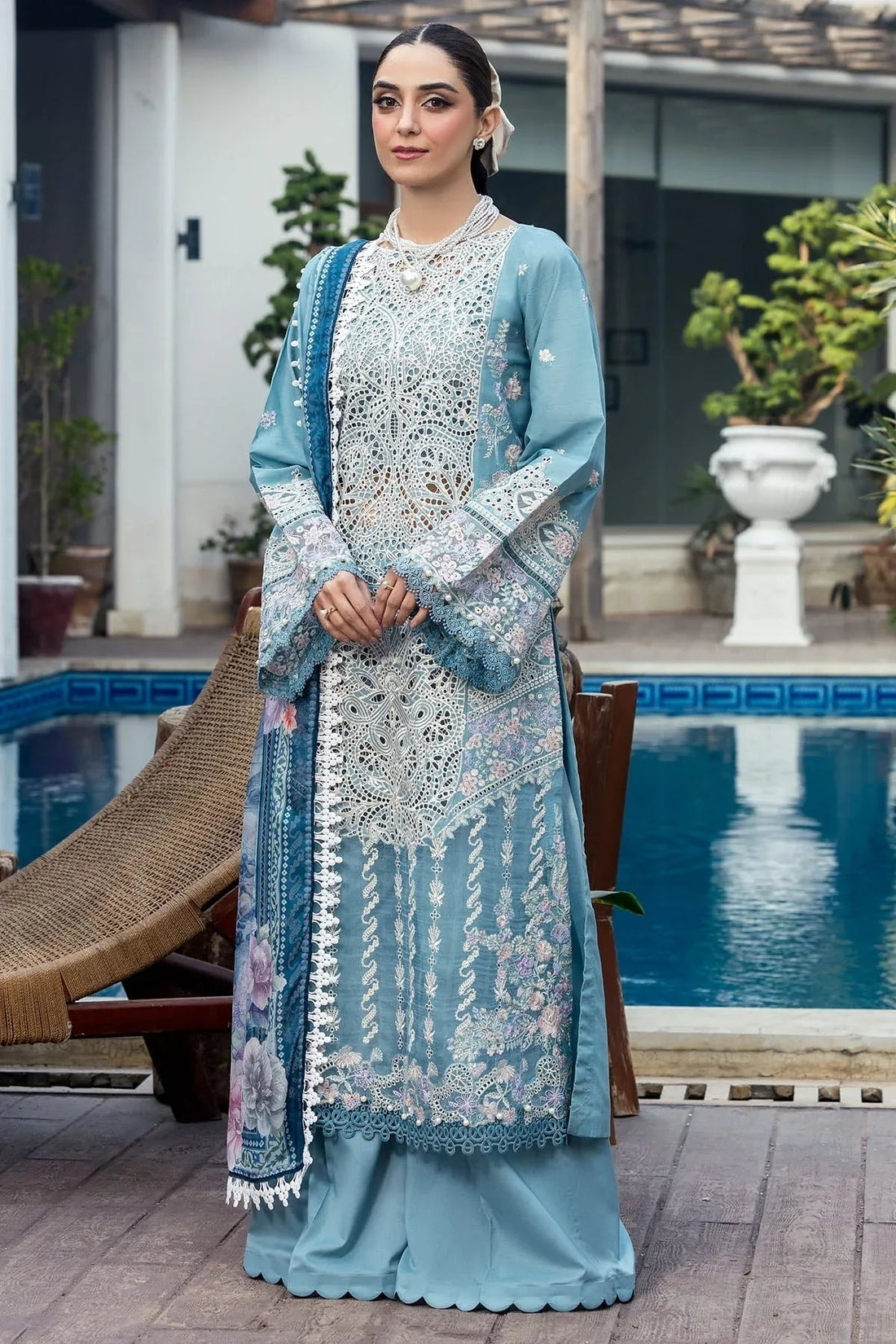 Motifz | Premium Lawn 25 | 5301-ELAYNE - Aqsa Fabrics