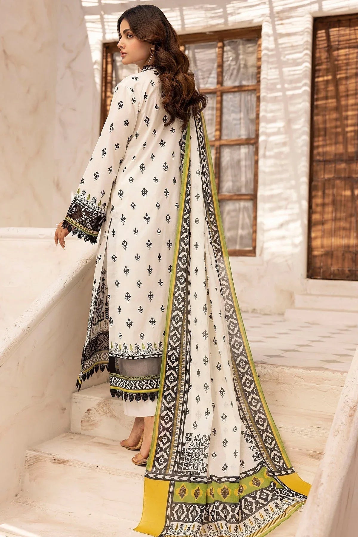 Motifz | Umang Lawn | 5417-SIRAA - Aqsa Fabrics
