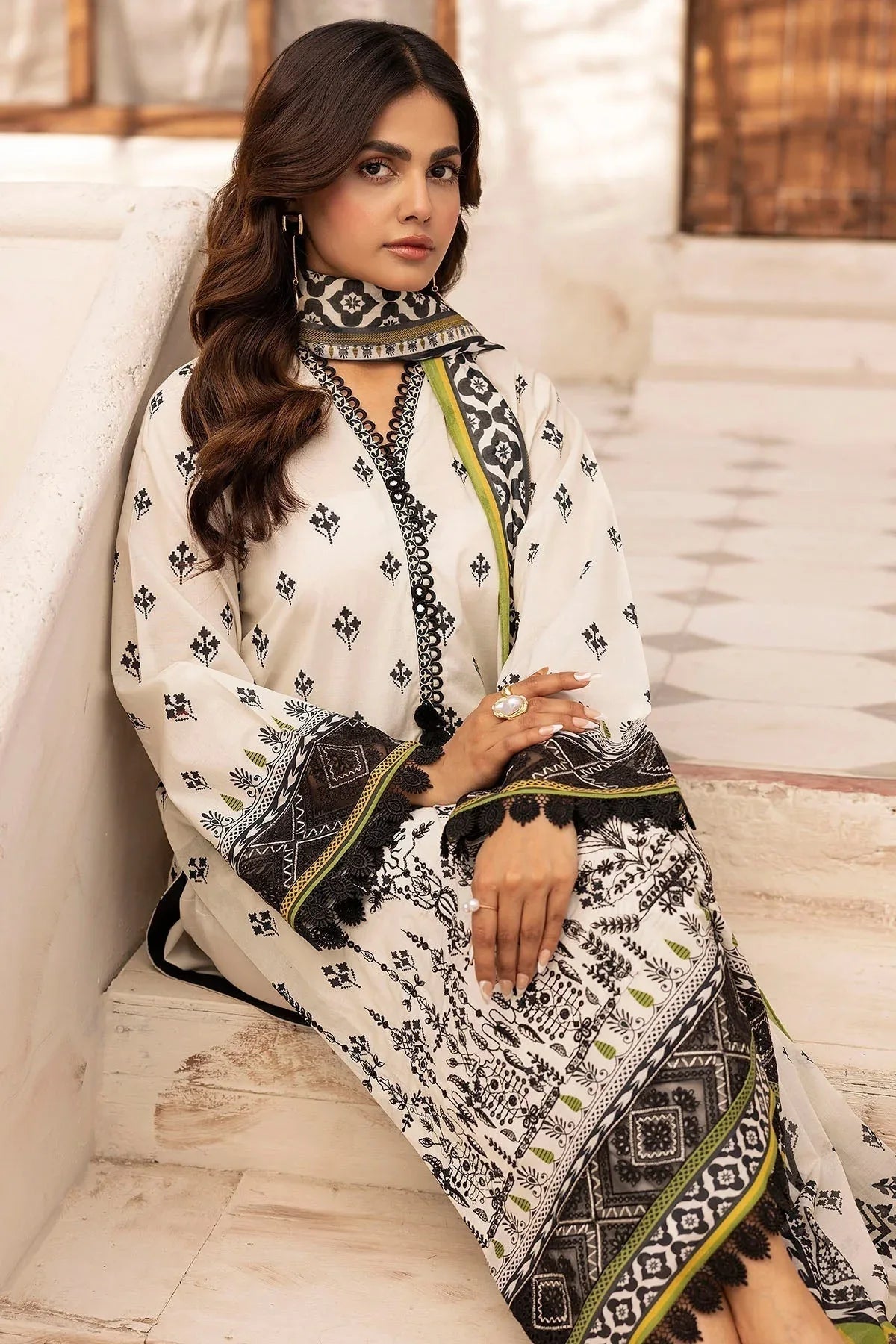 Motifz | Umang Lawn | 5417-SIRAA - Aqsa Fabrics