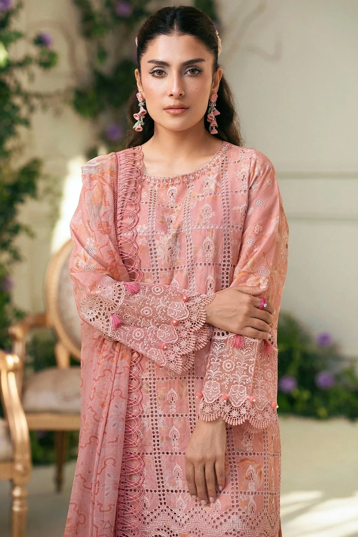 Motifz | Premium Lawn 25 | 5427-LOTUS - Aqsa Fabrics