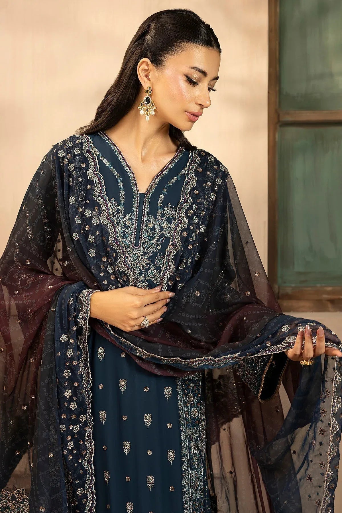 Motifz | Luxury Formal | 5581-DELLA - Aqsa Fabrics