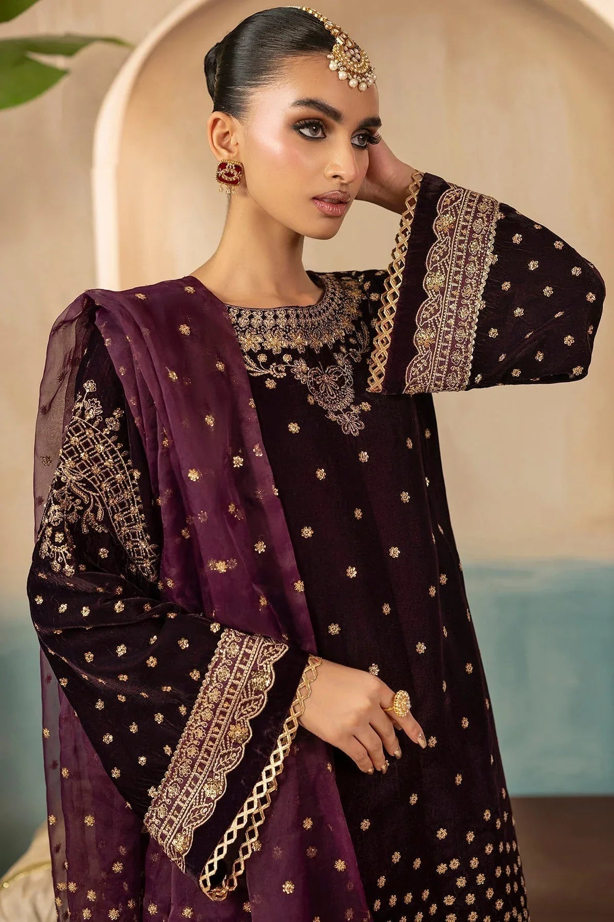 Motifz | Premium Winter 25 | 5668-CORAL - Aqsa Fabrics
