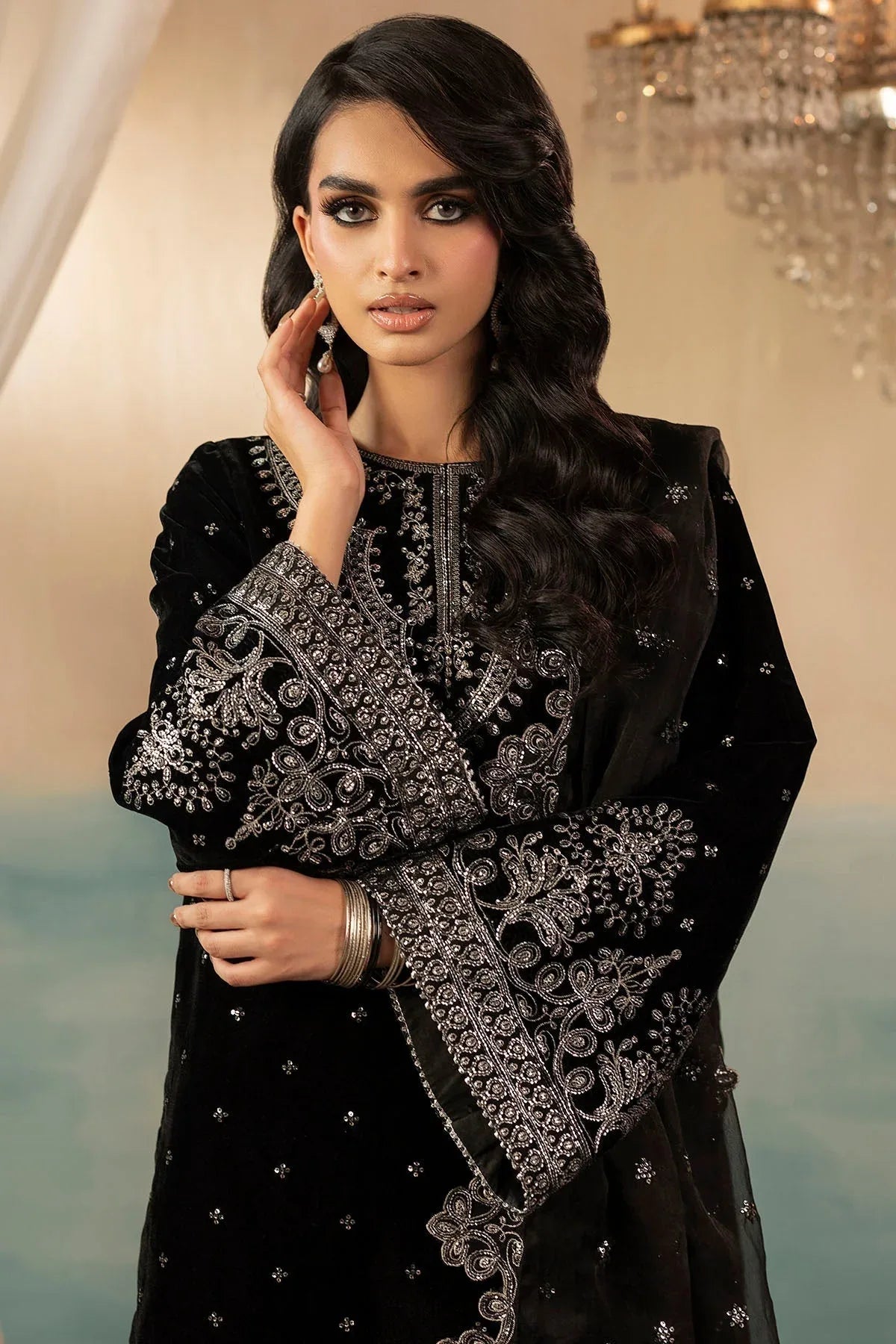 Motifz | Premium Winter 25 | 5670-KATIE - Aqsa Fabrics