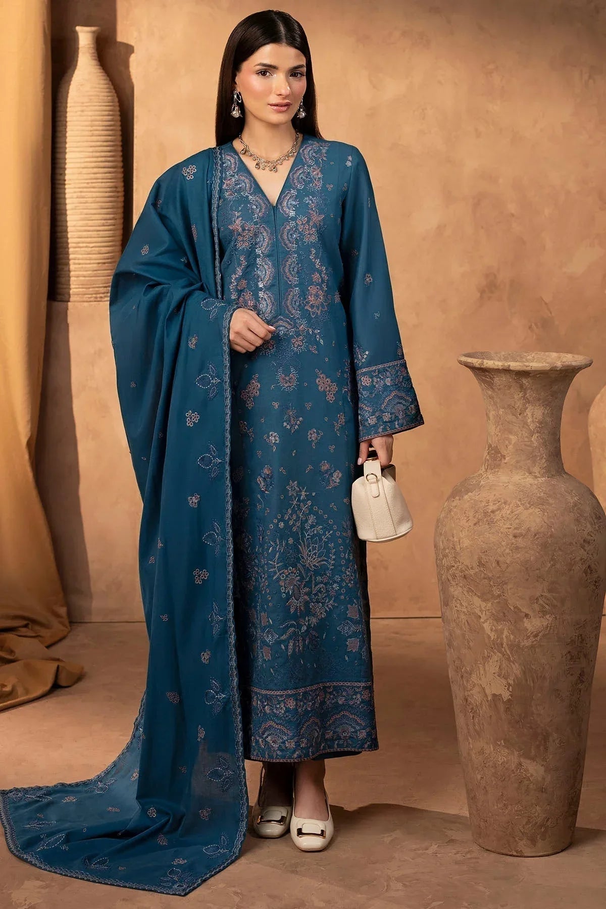 Motifz | Premium Winter 25 | 5677-MEADOW - Aqsa Fabrics