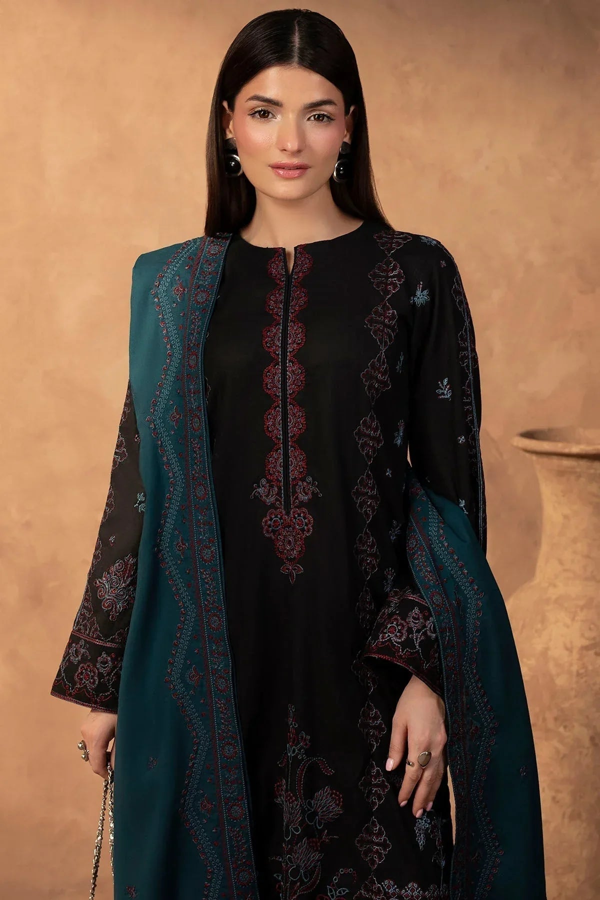 Motifz | Premium Winter 25 | 5680-SIERRA - Aqsa Fabrics
