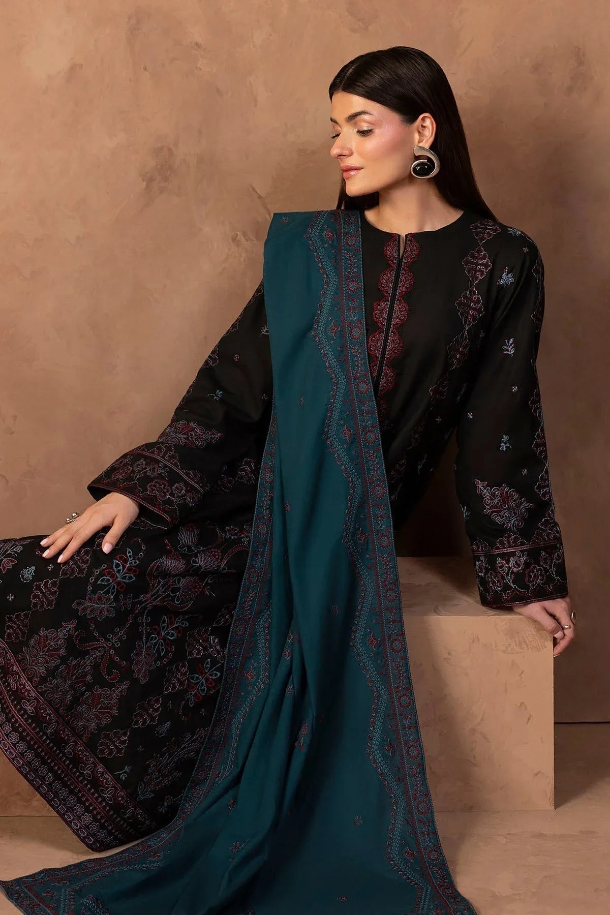 Motifz | Premium Winter 25 | 5680-SIERRA - Aqsa Fabrics