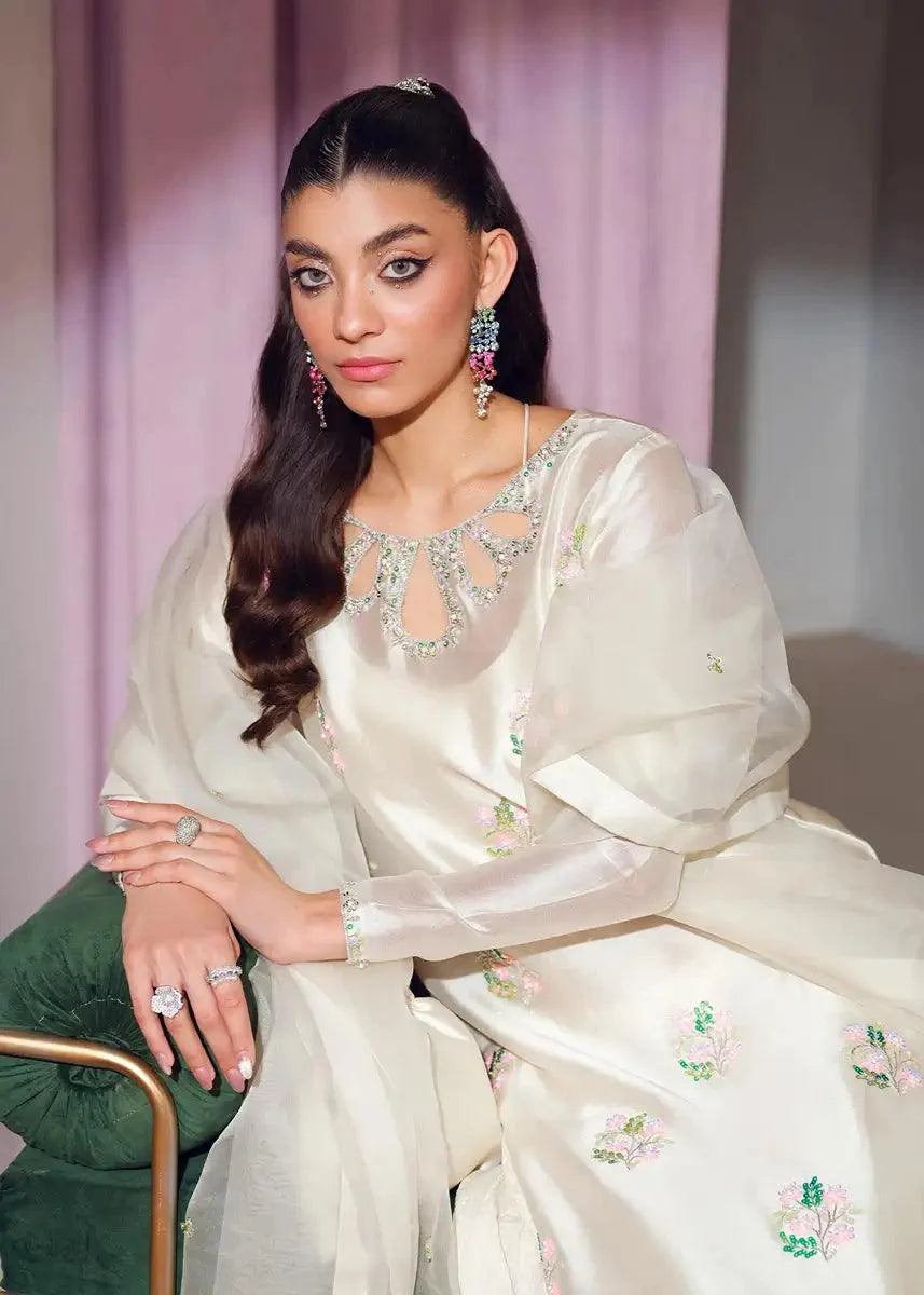 Mahum Asad | Forever and Ever Formals | Goddess - Aqsa Fabrics