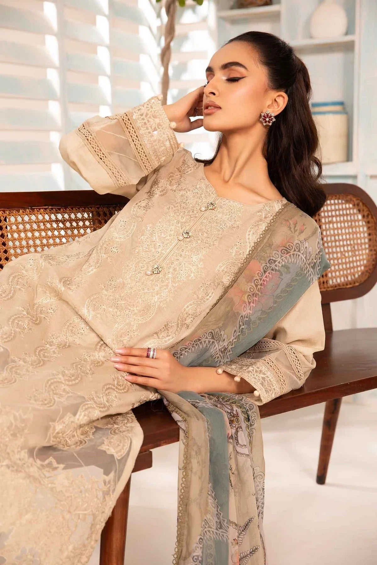 Maria B | Casual Pret 2024 | DW-EA24-04 - Aqsa Fabrics